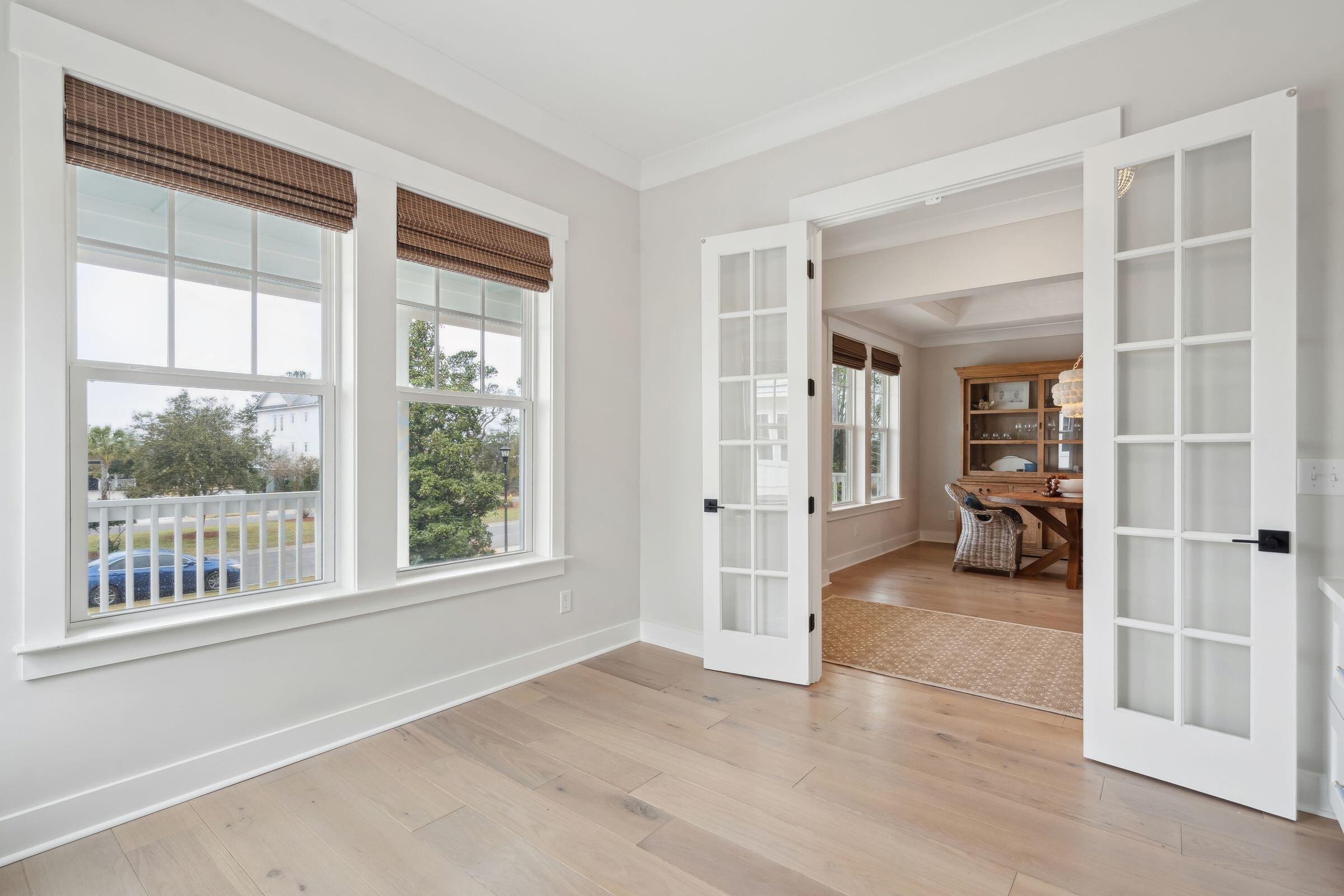 1604 Bernier Commons