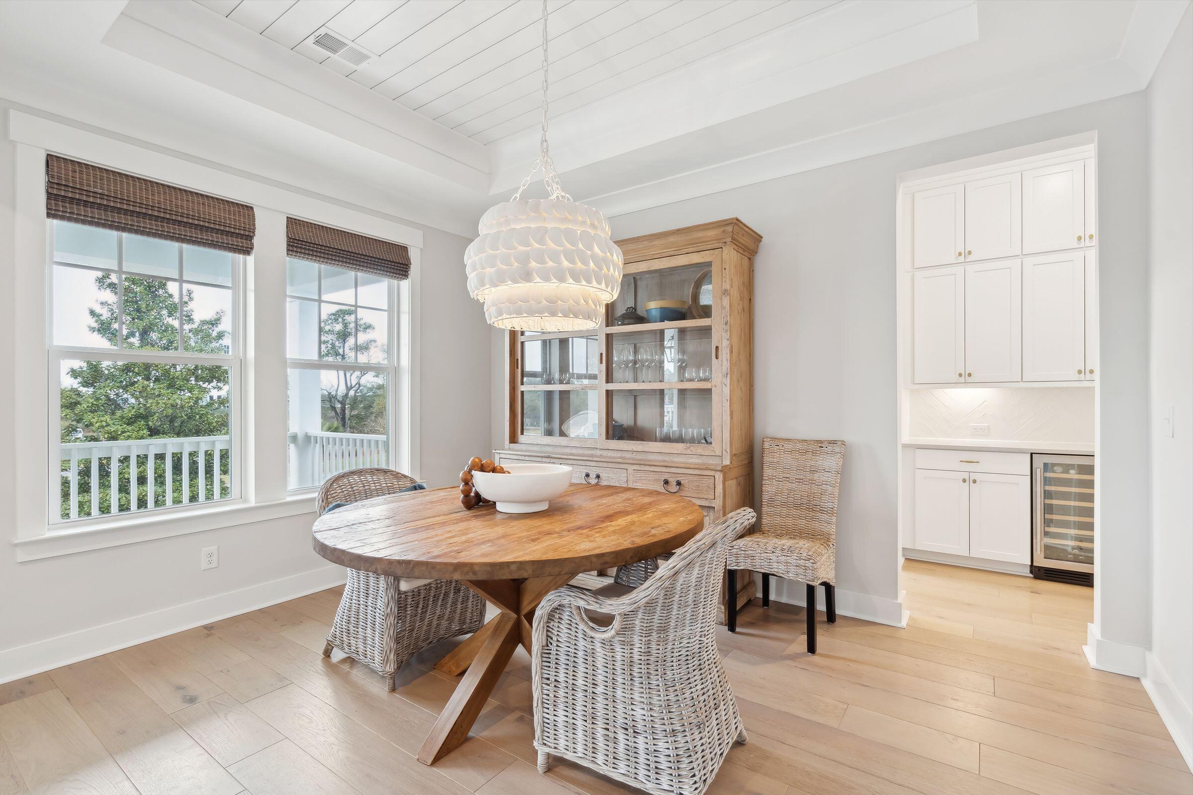 1604 Bernier Commons