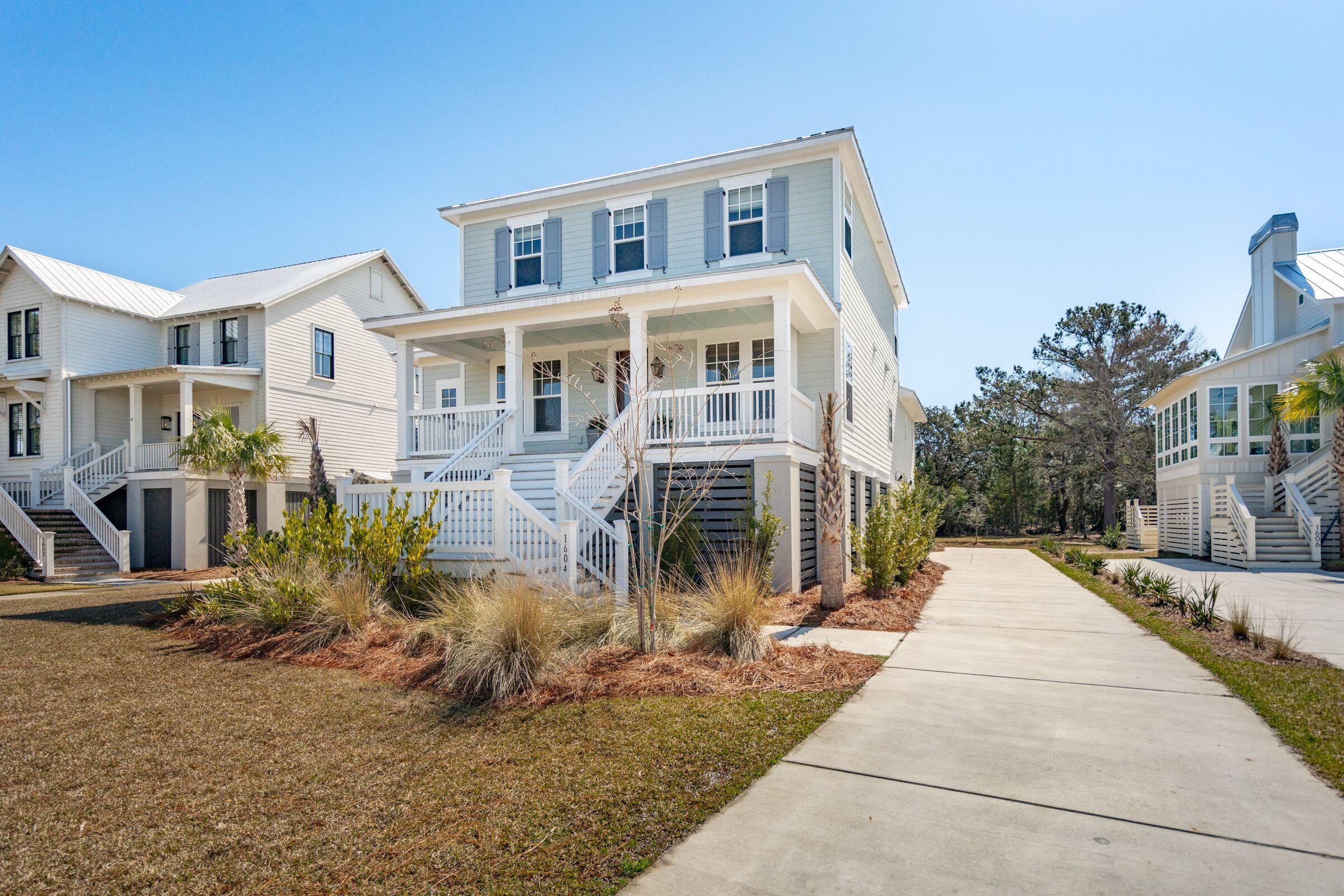 1604 Bernier Commons