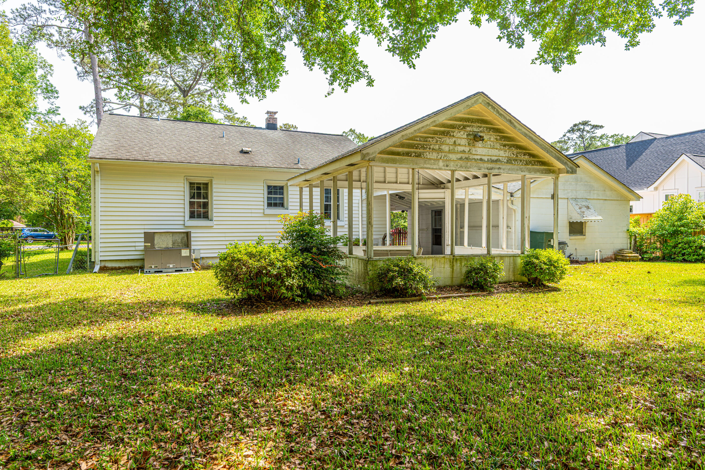 1226 Forestwood Drive