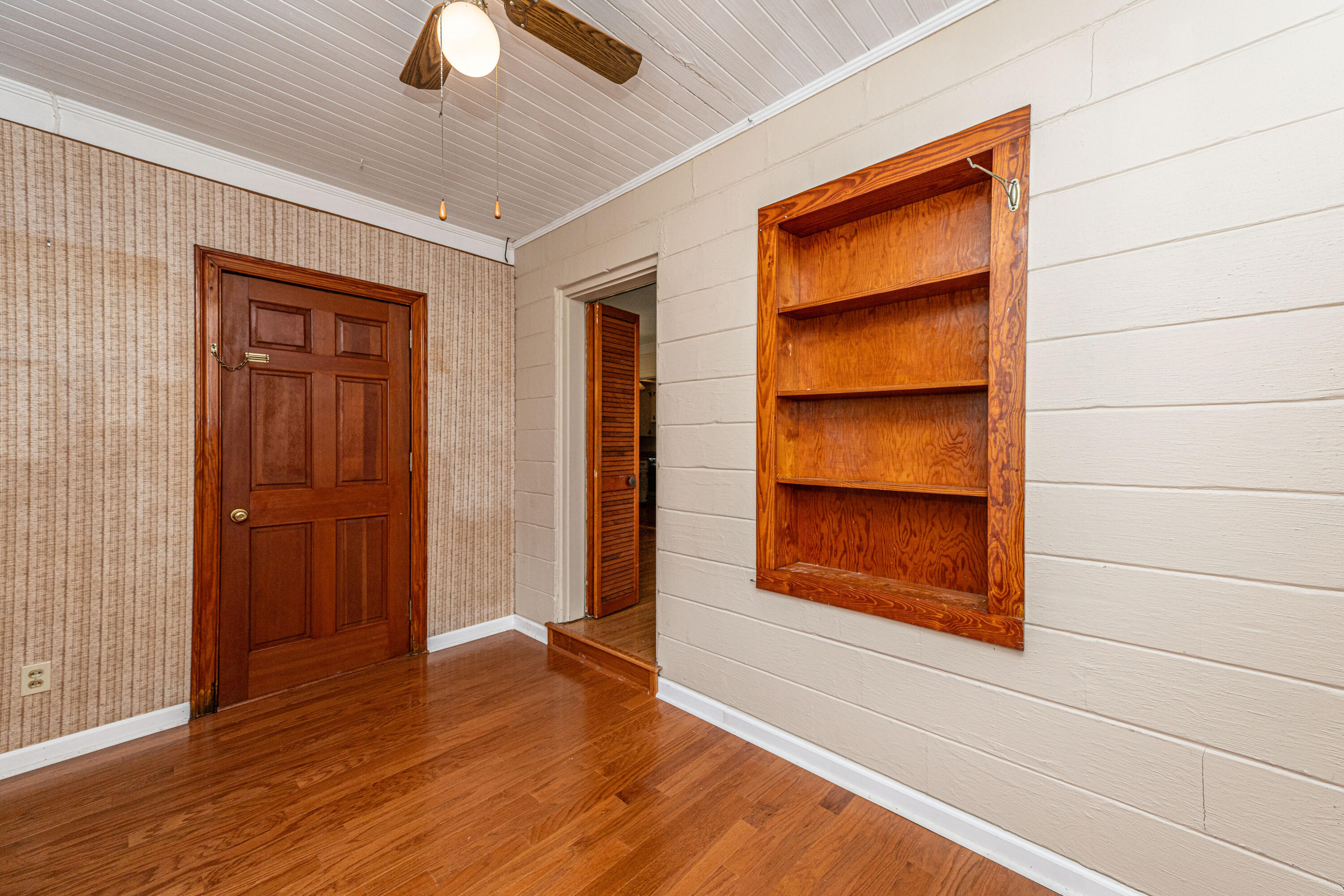 1226 Forestwood Drive