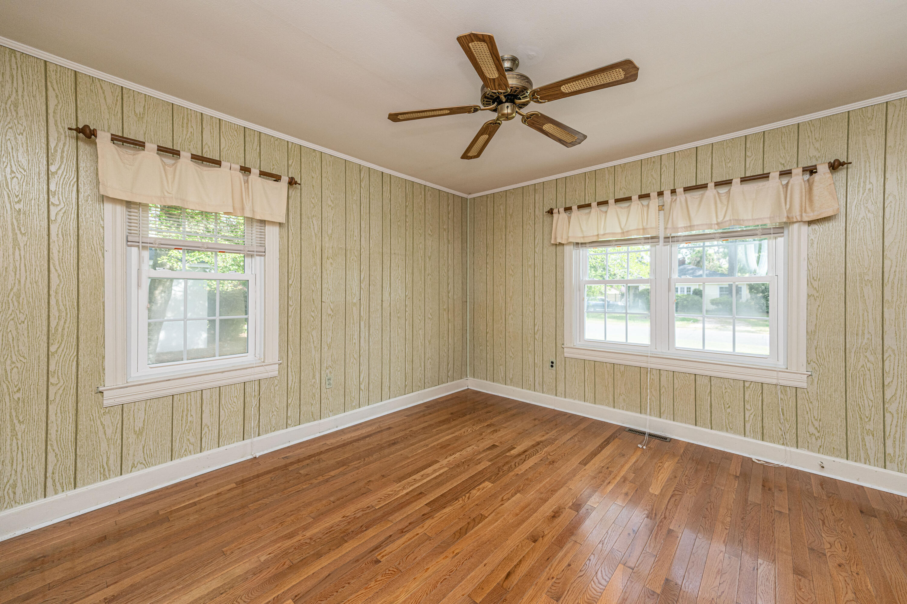 1226 Forestwood Drive