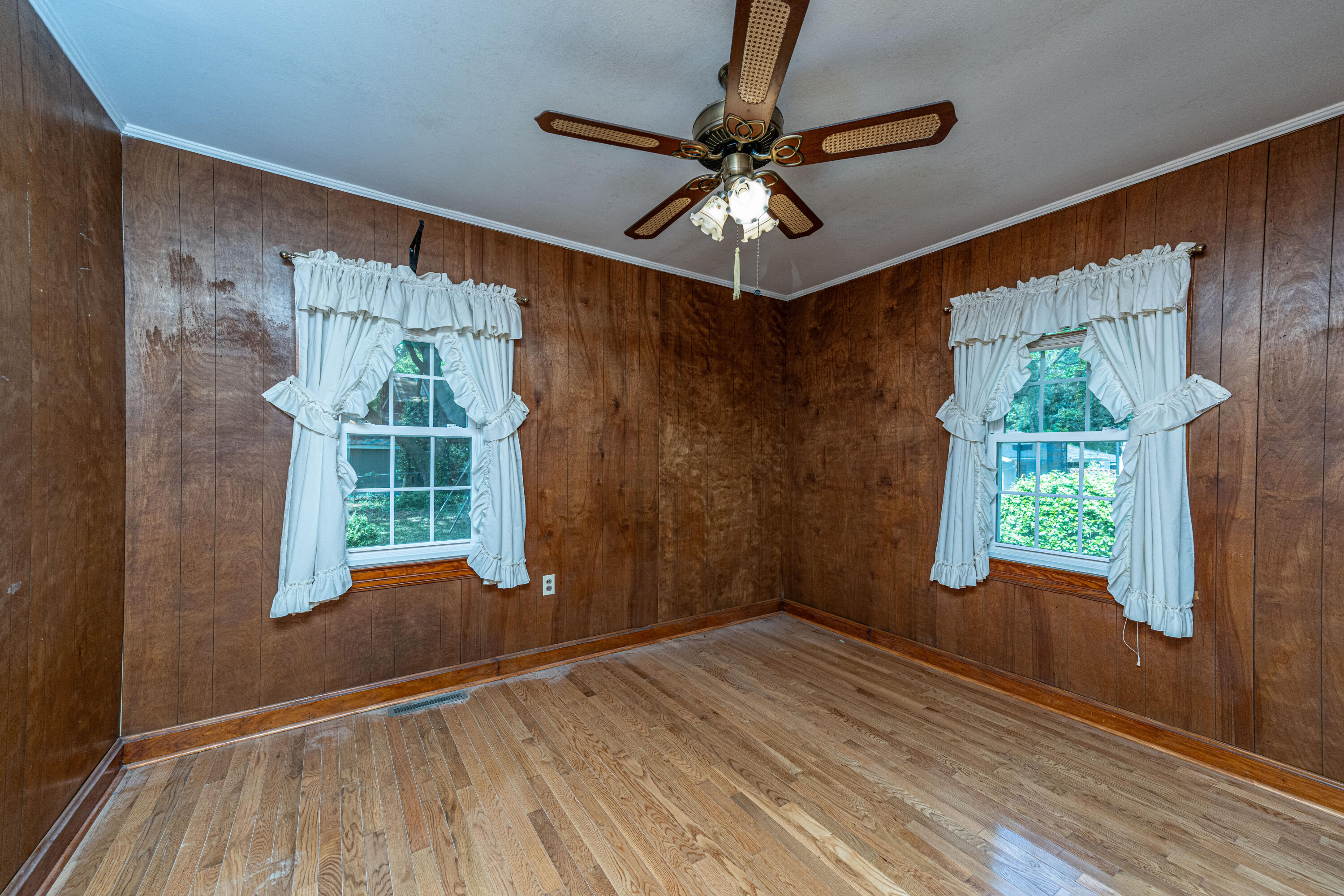 1226 Forestwood Drive