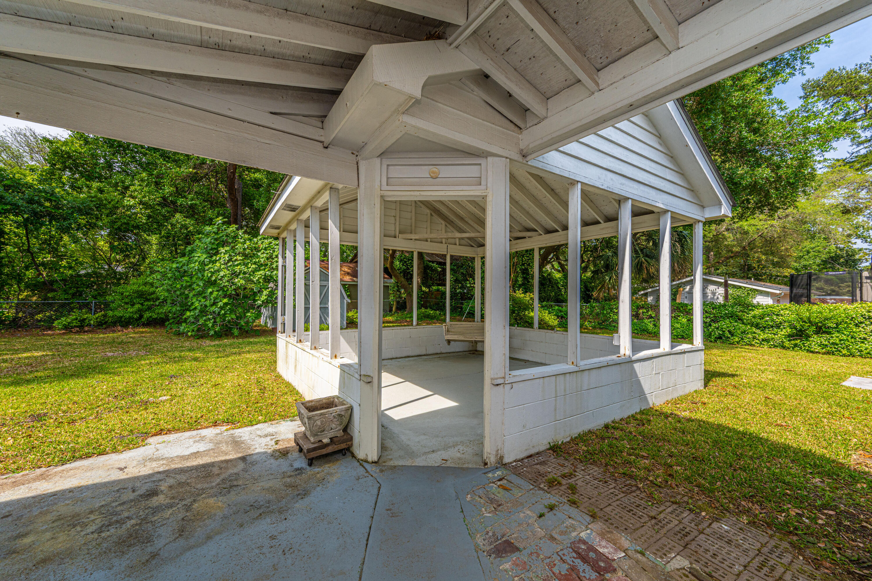 1226 Forestwood Drive