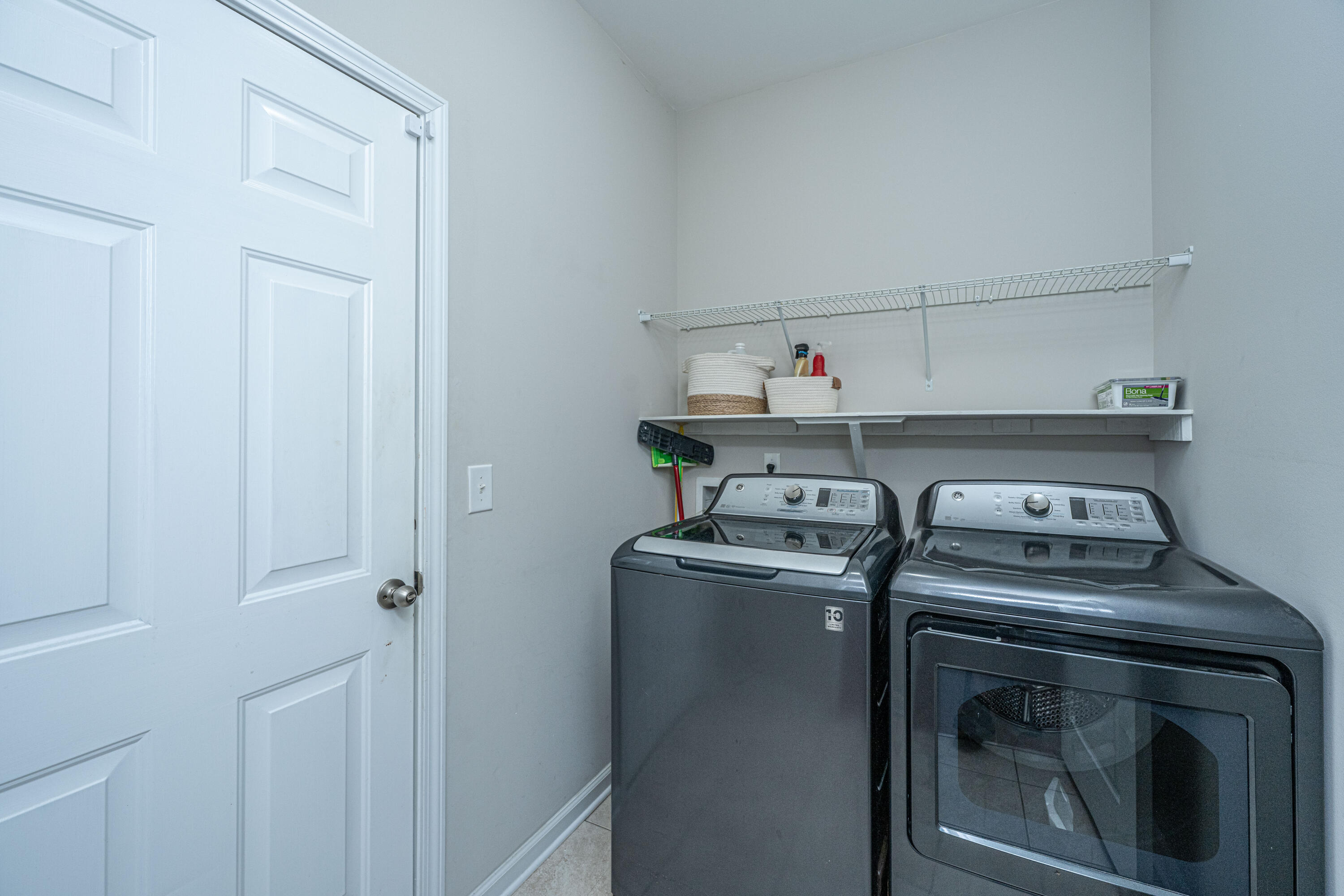 2314 Hummingbird Lane