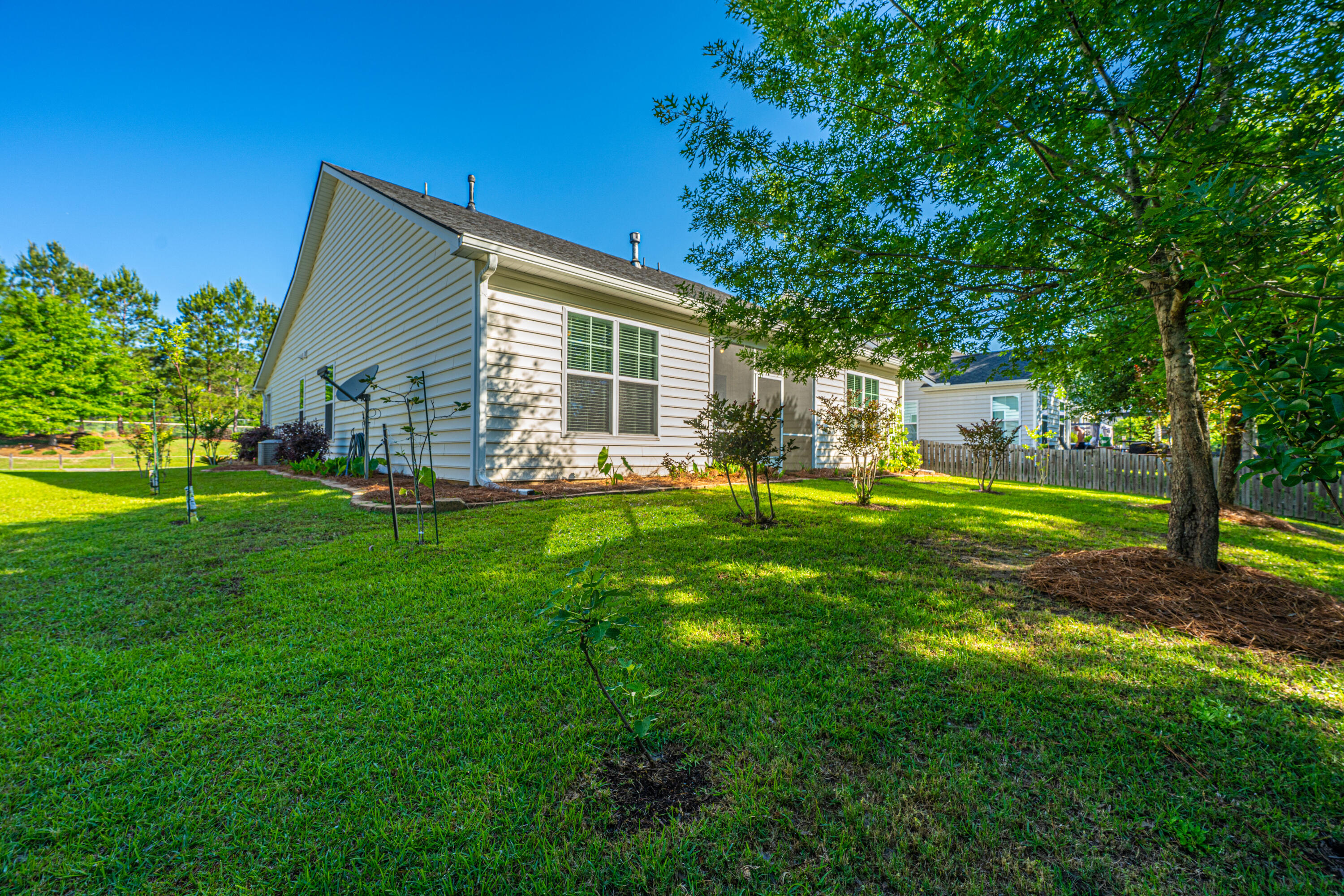 2314 Hummingbird Lane