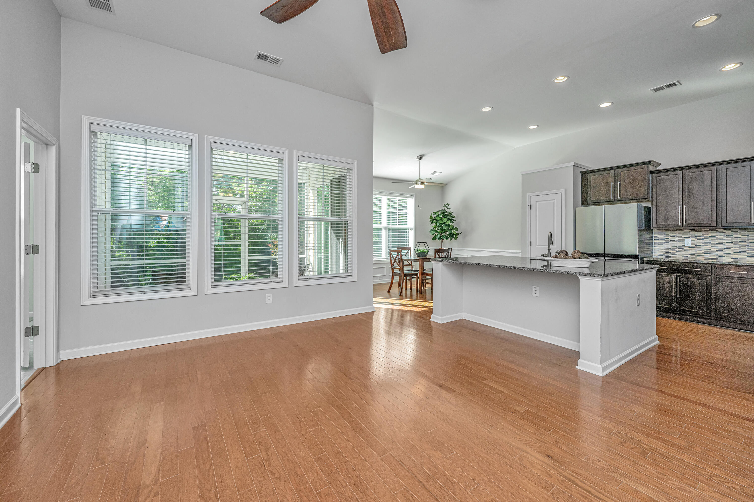 2314 Hummingbird Lane