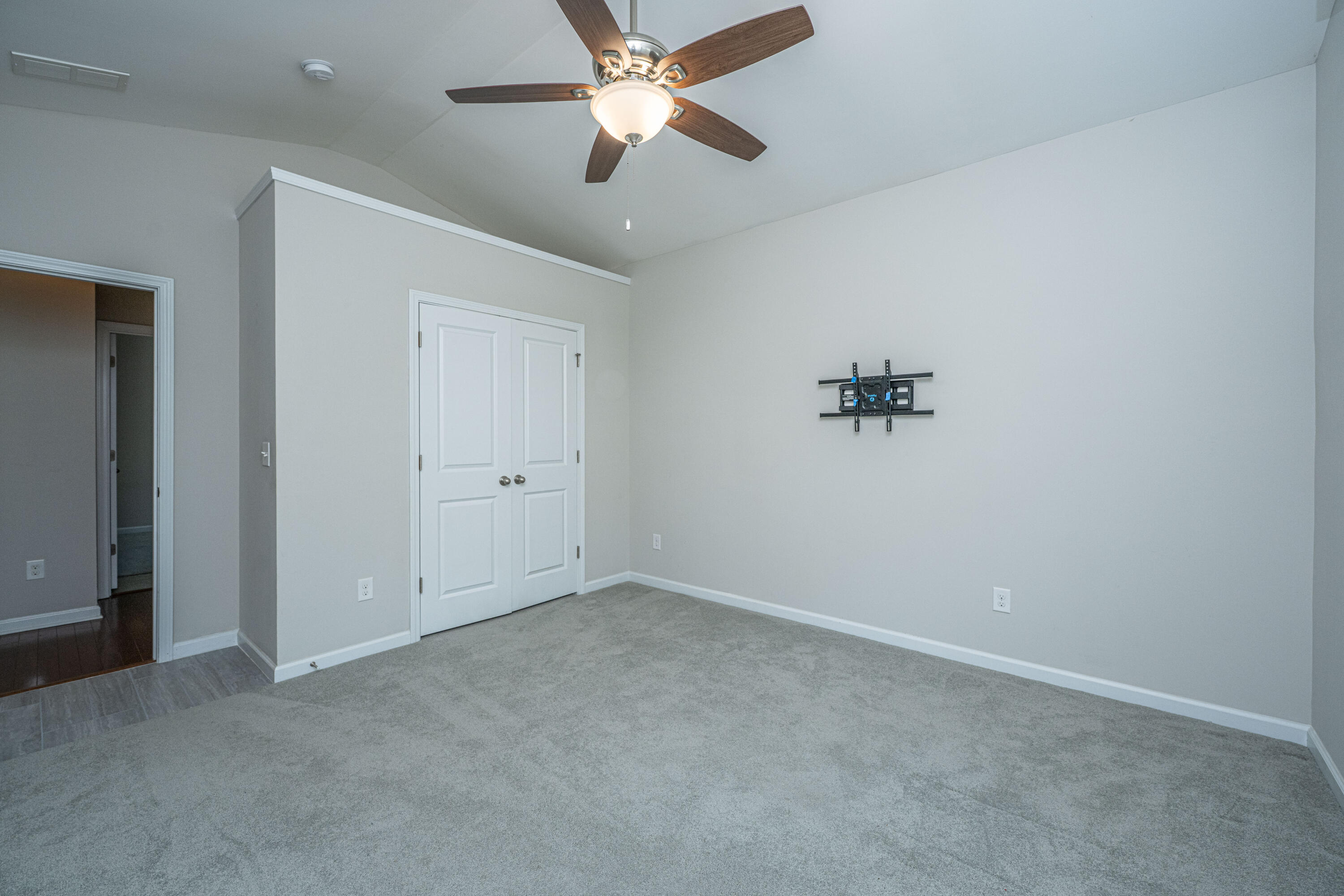 2314 Hummingbird Lane