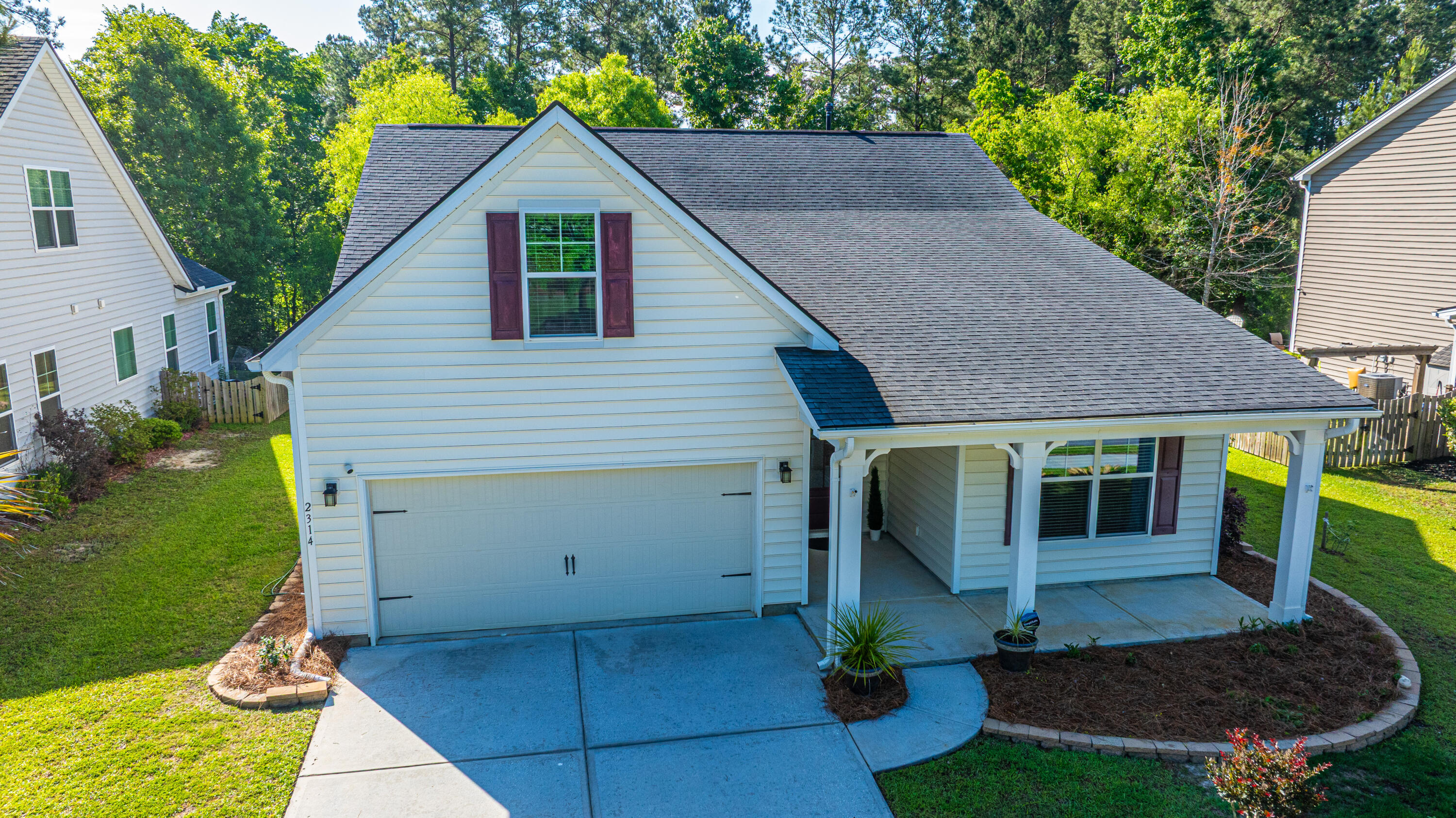 2314 Hummingbird Lane