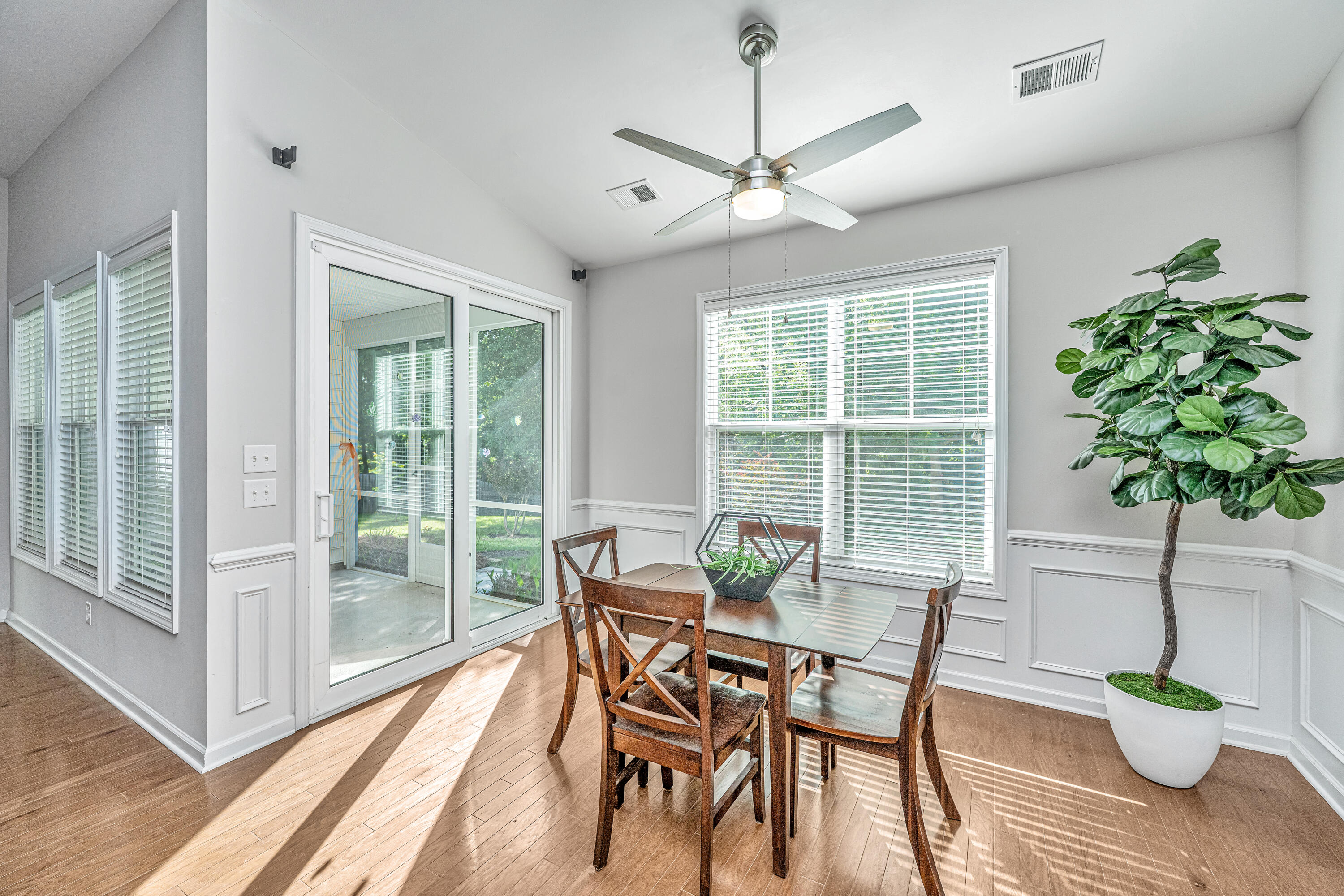 2314 Hummingbird Lane