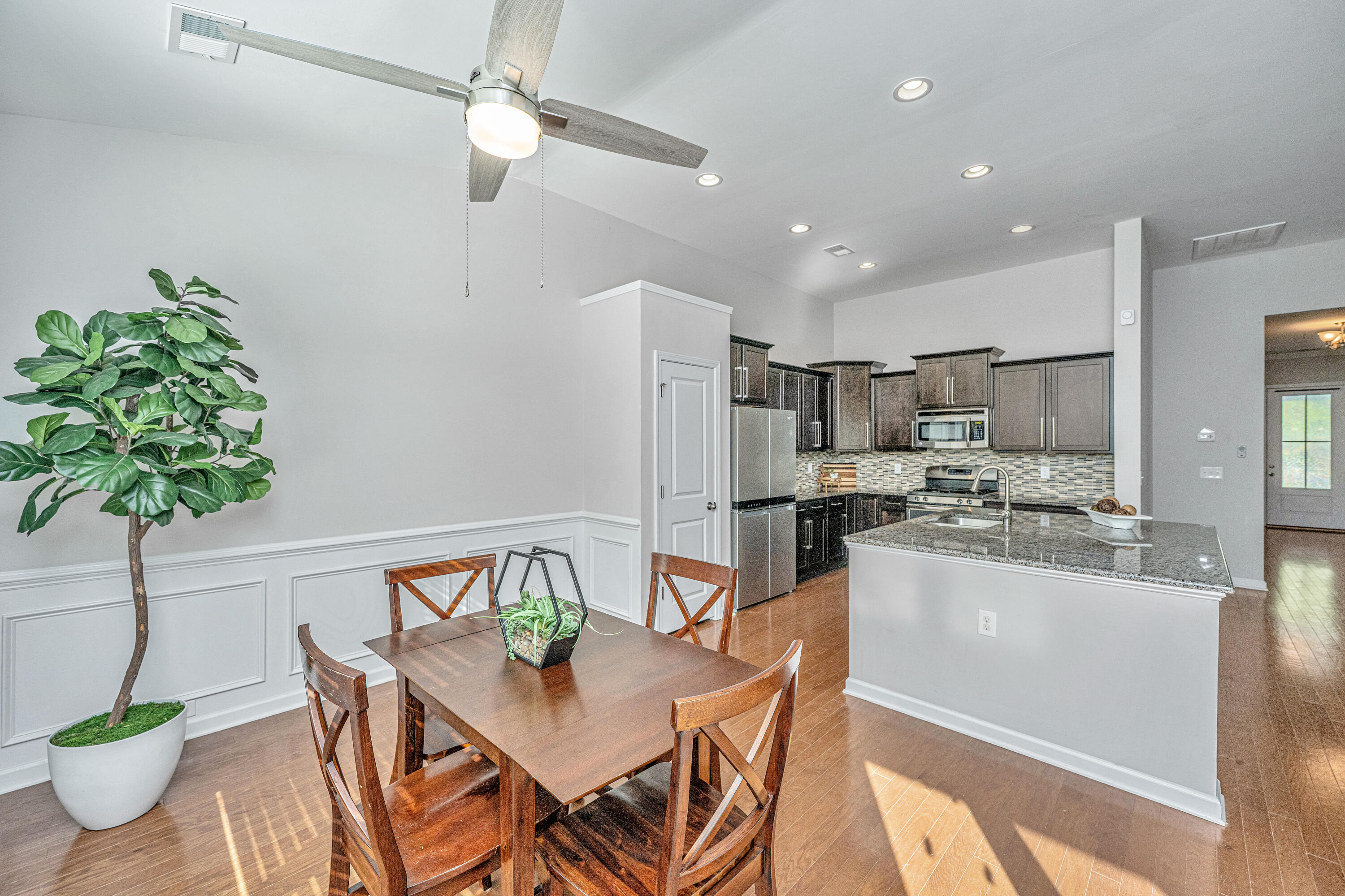 2314 Hummingbird Lane