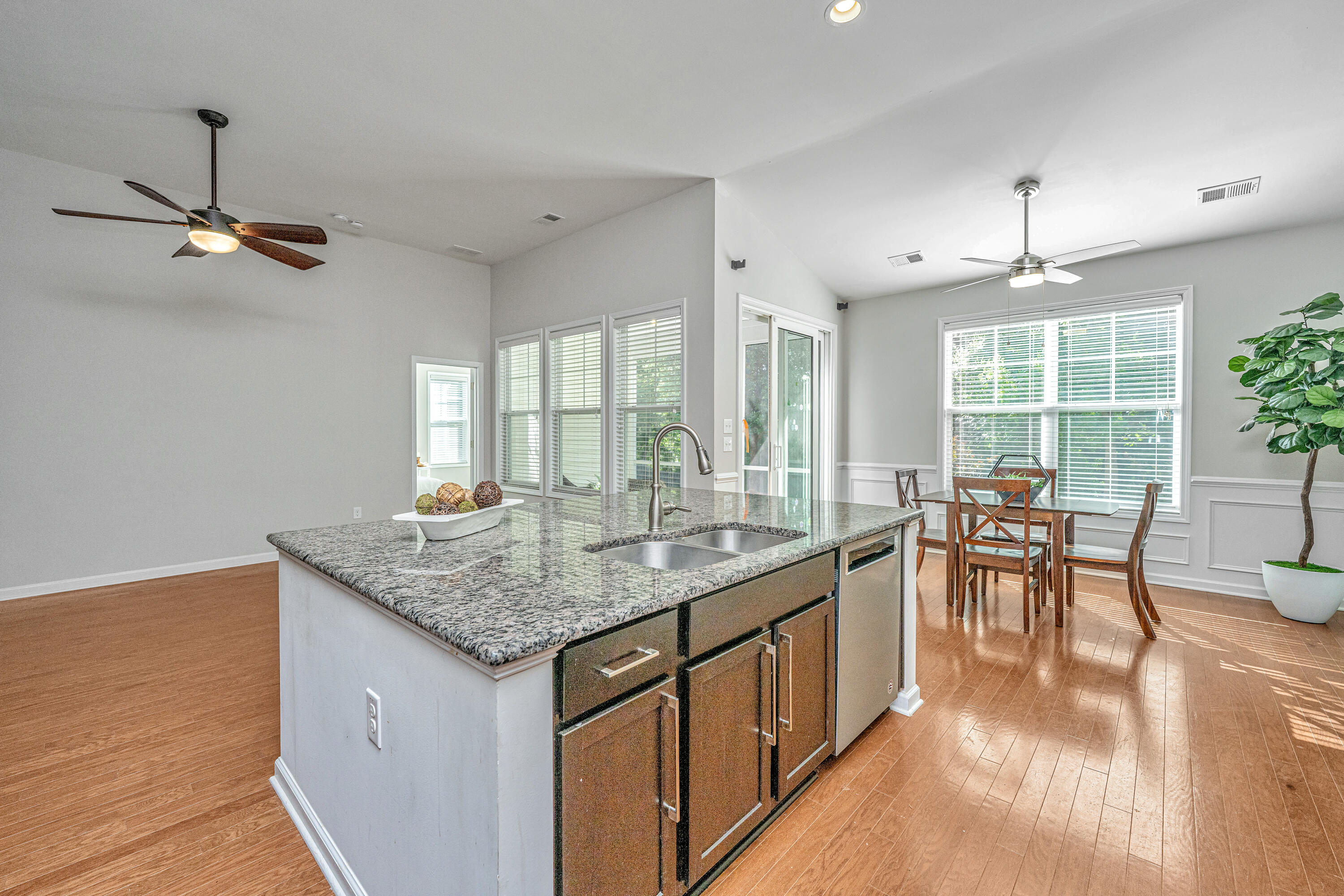 2314 Hummingbird Lane