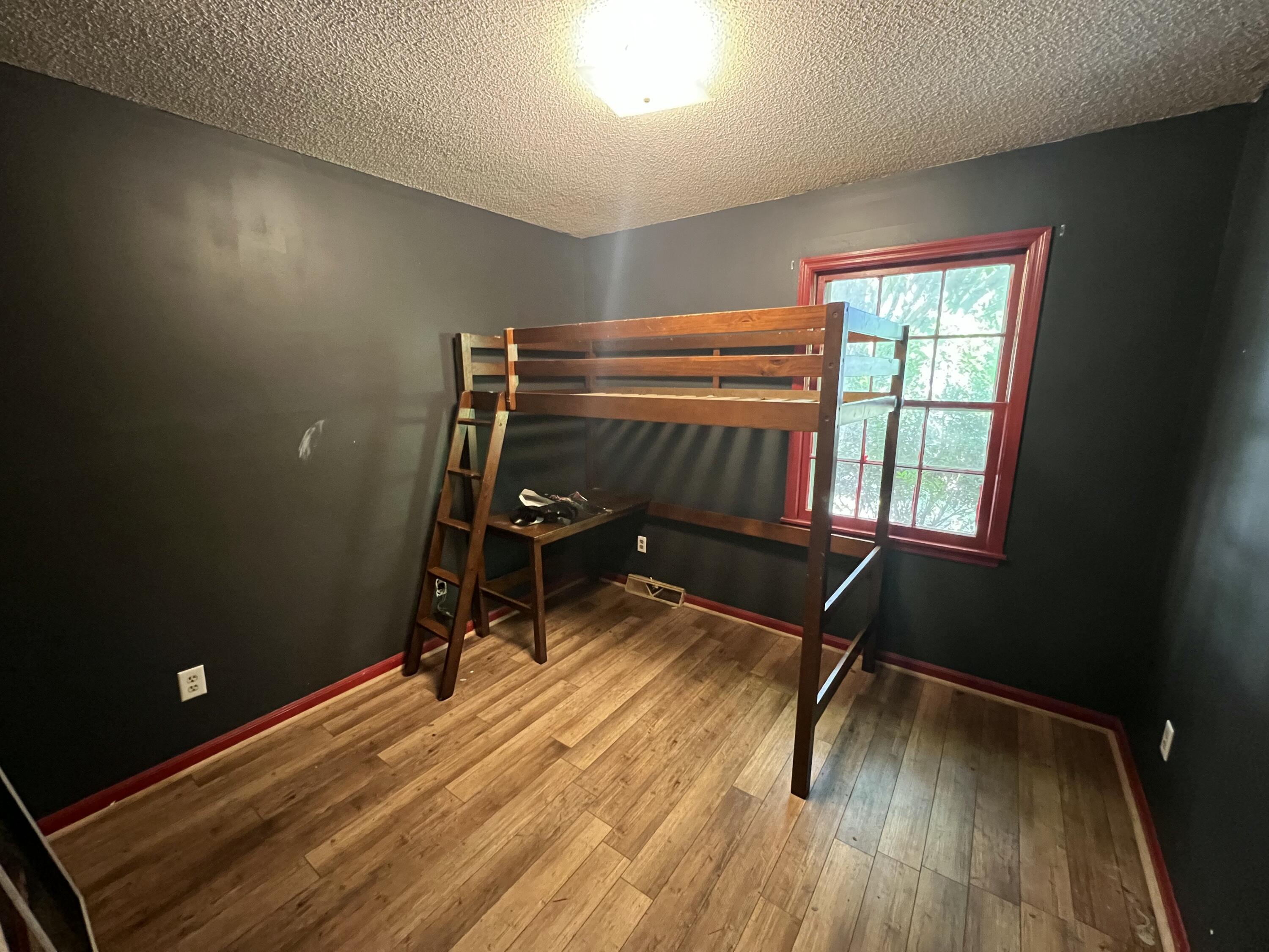 1022 Miles Jamison Road