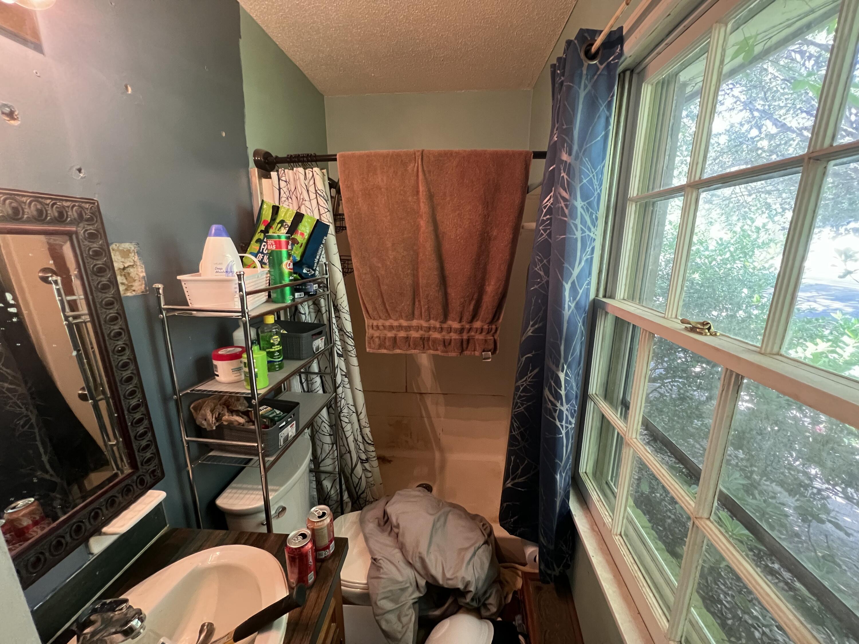 1022 Miles Jamison Road