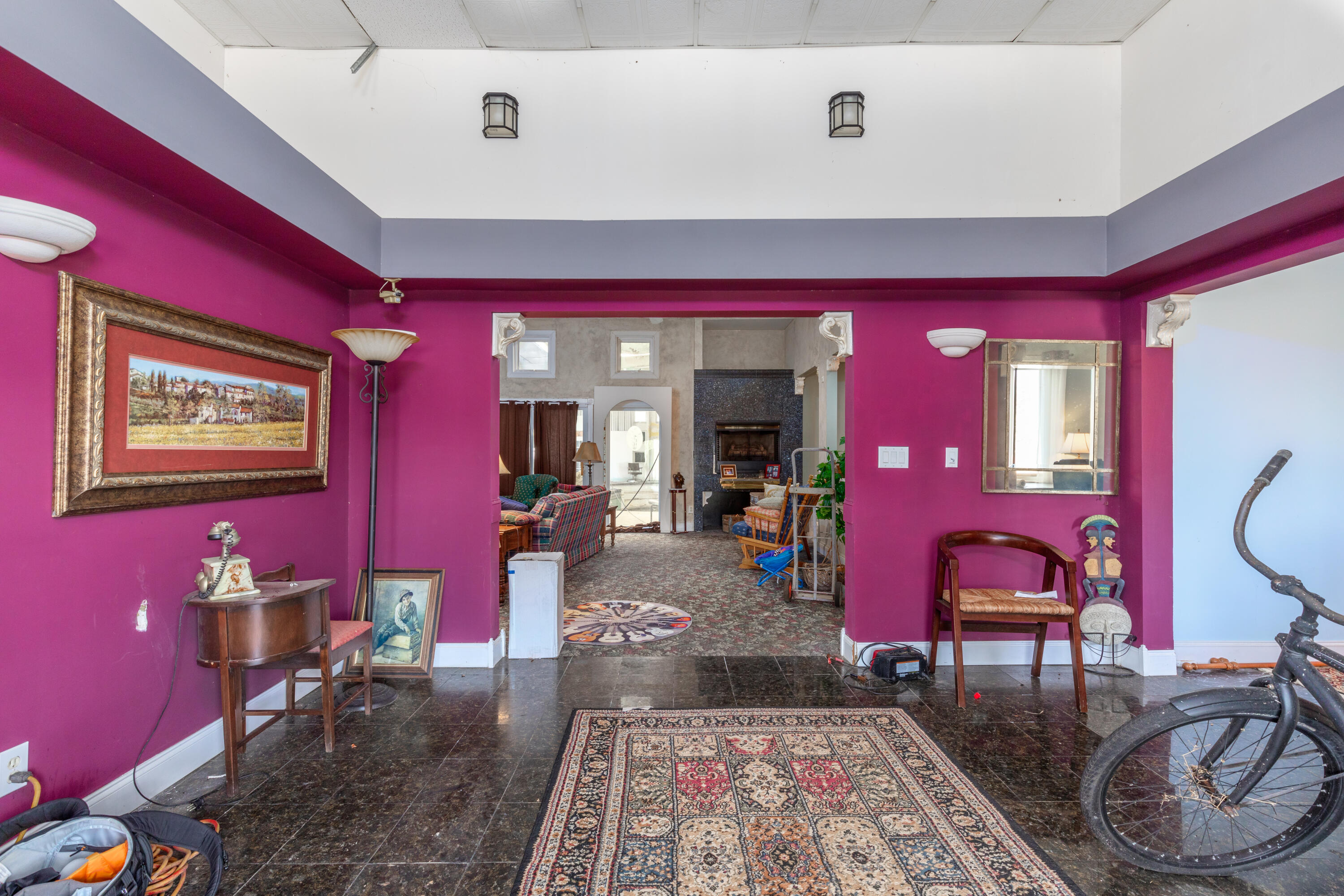 280 Royalegates Court