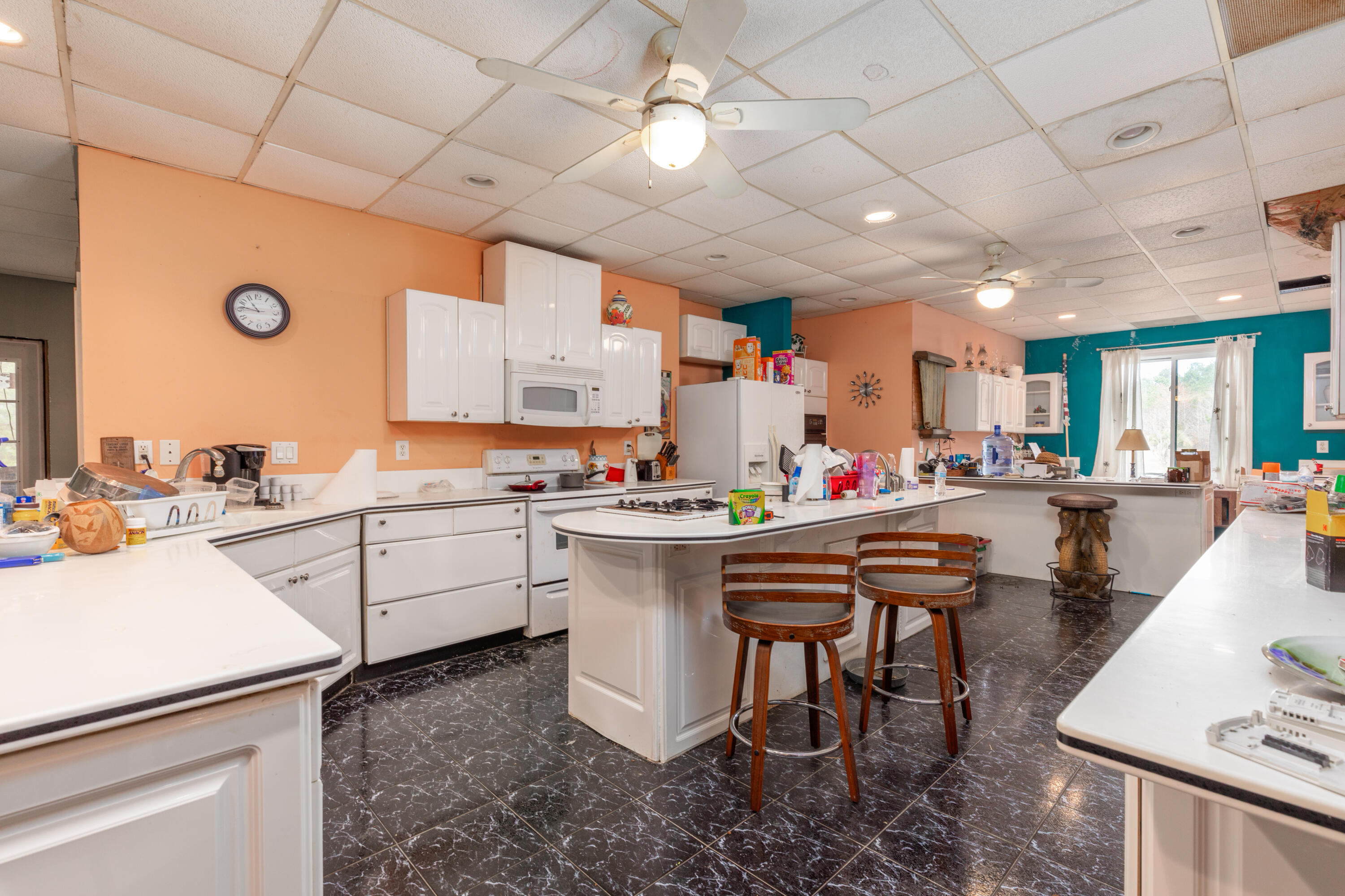 280 Royalegates Court