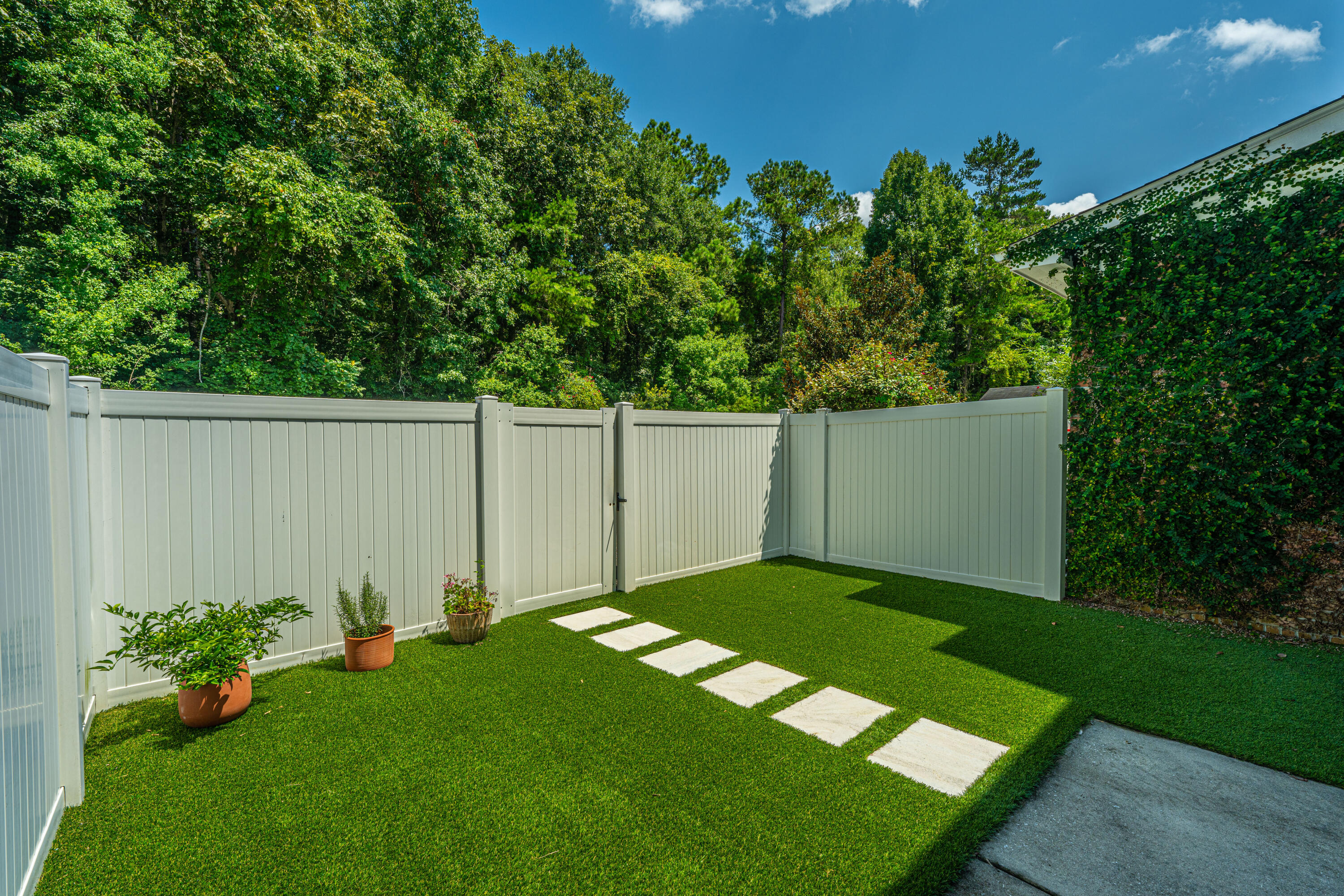 754 Certificate Court