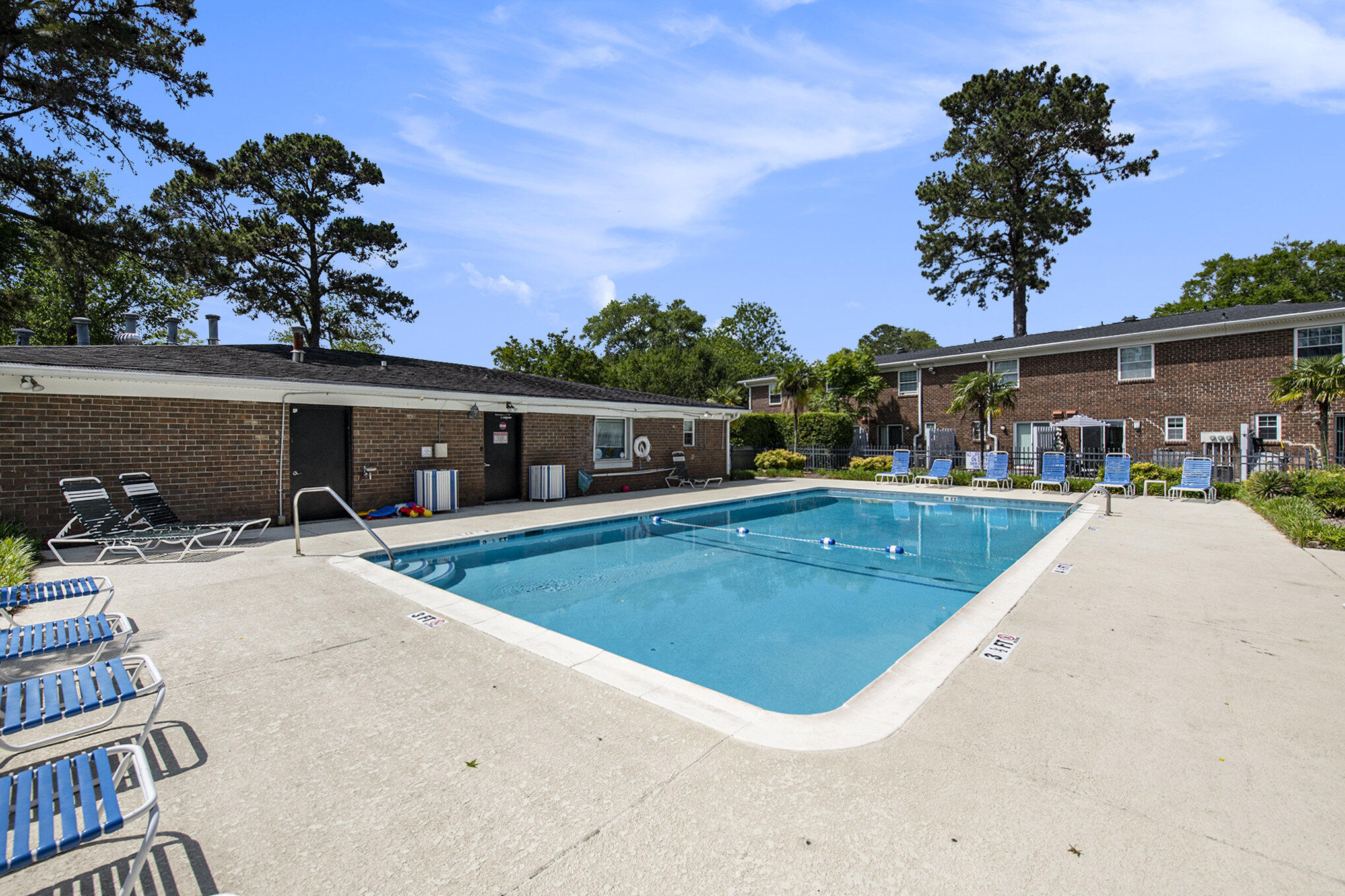 21 Rivers Point Row # 3c