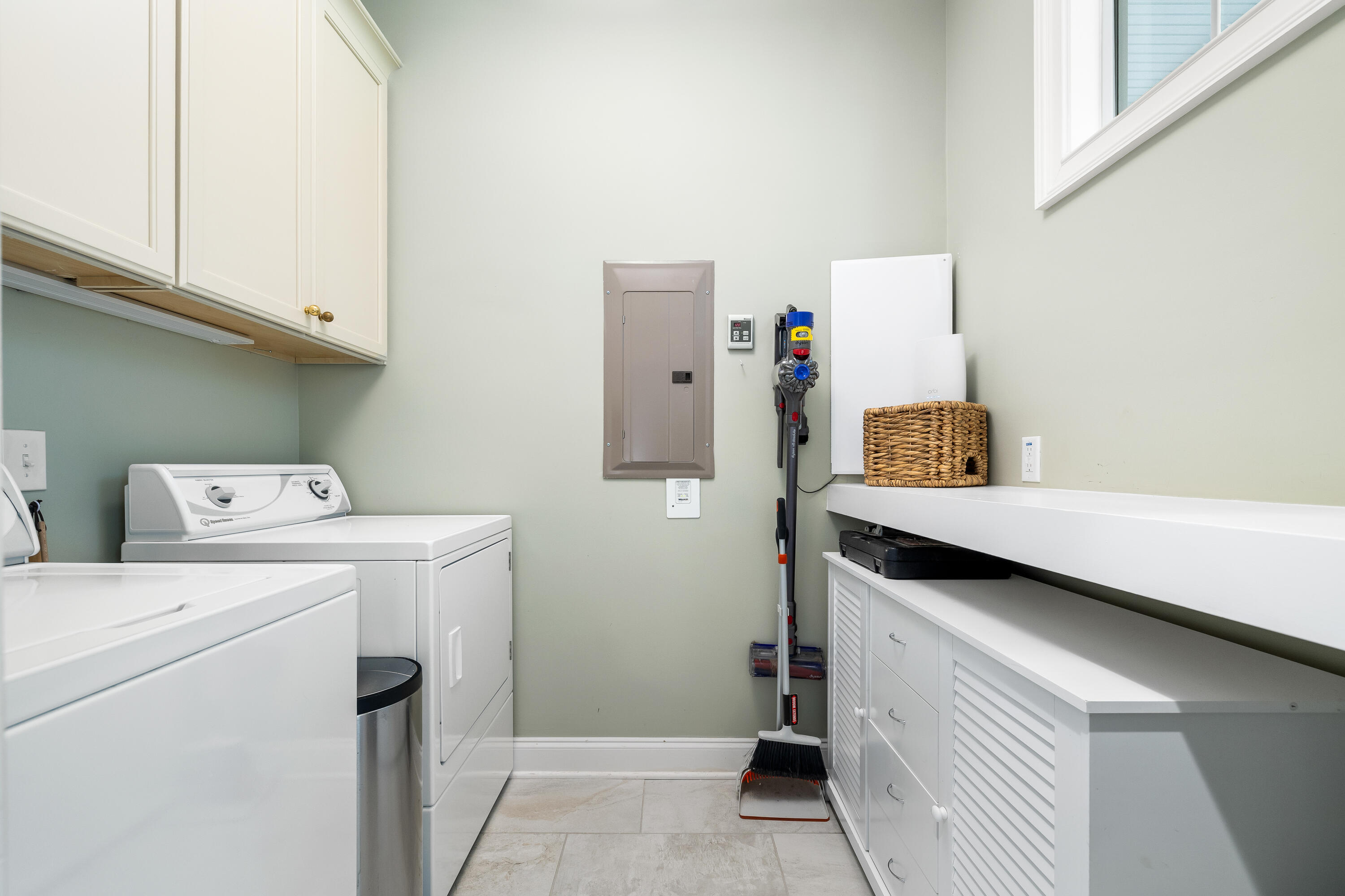 3413 Acorn Drop Lane