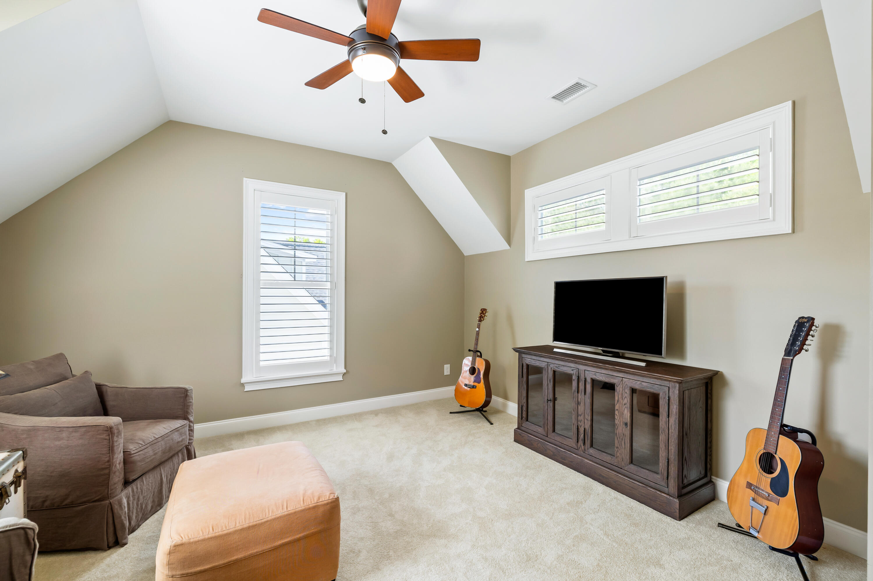 3413 Acorn Drop Lane