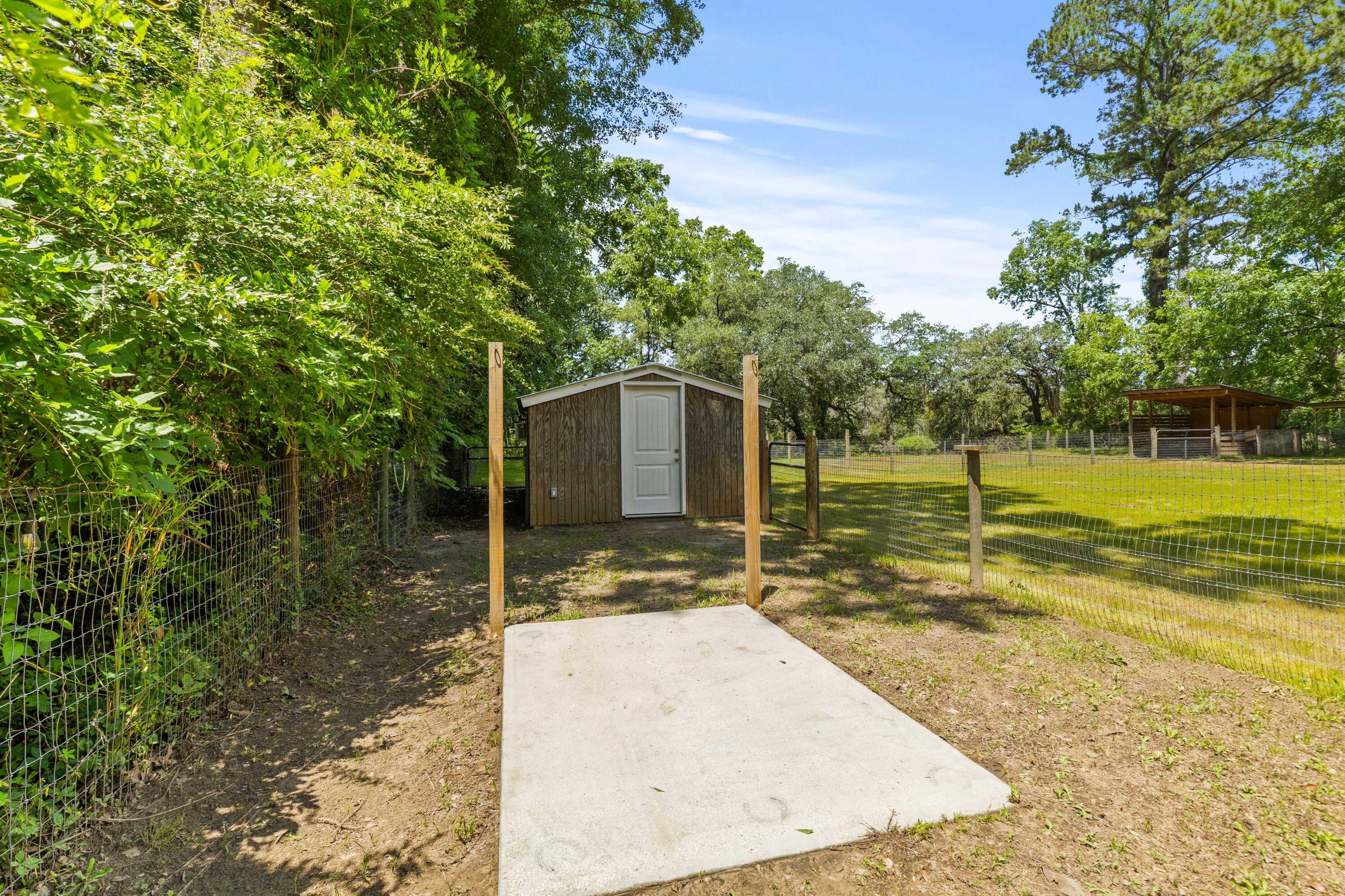 7239 Commodore Road