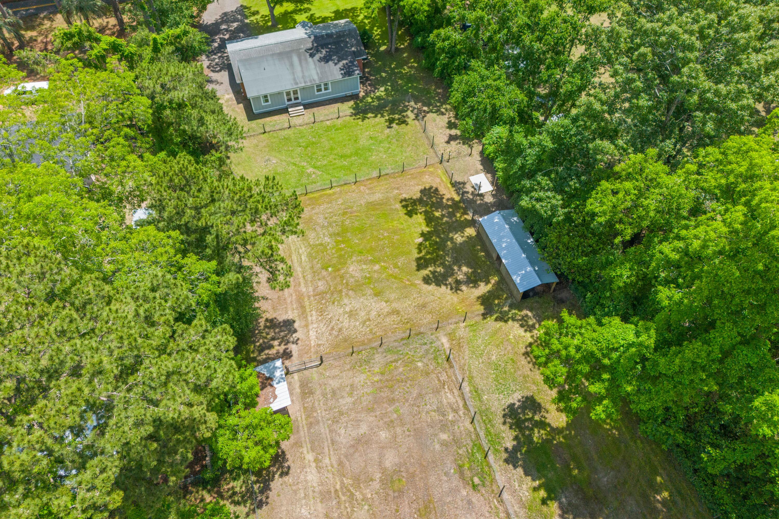 7239 Commodore Road