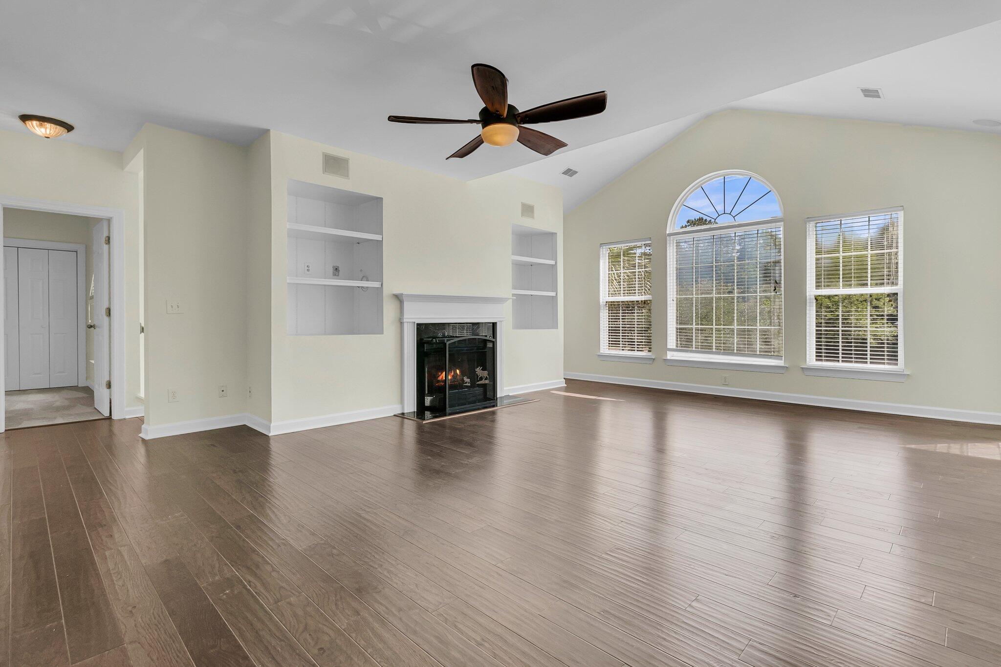 1631 Camfield Lane
