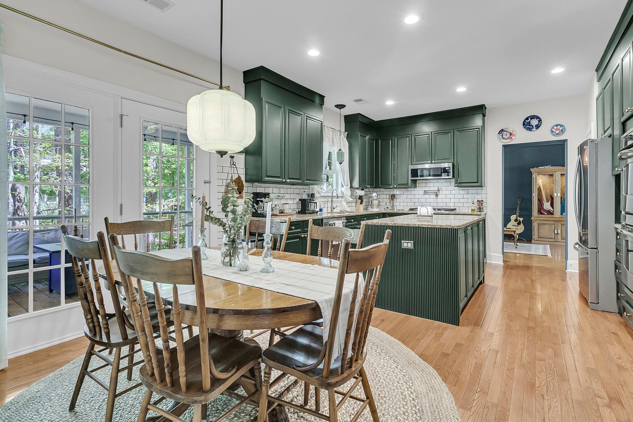 1828 S James Gregarie Road