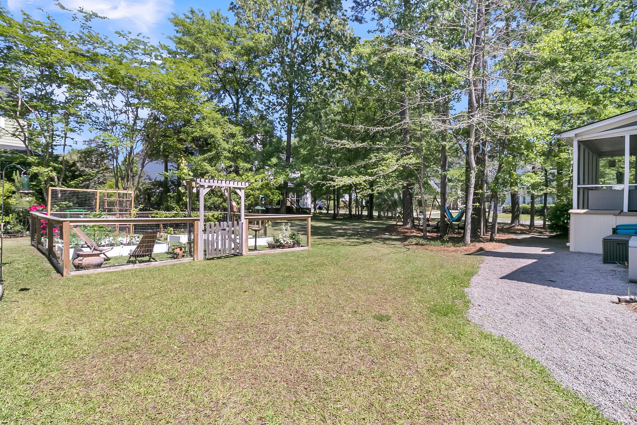 1828 S James Gregarie Road