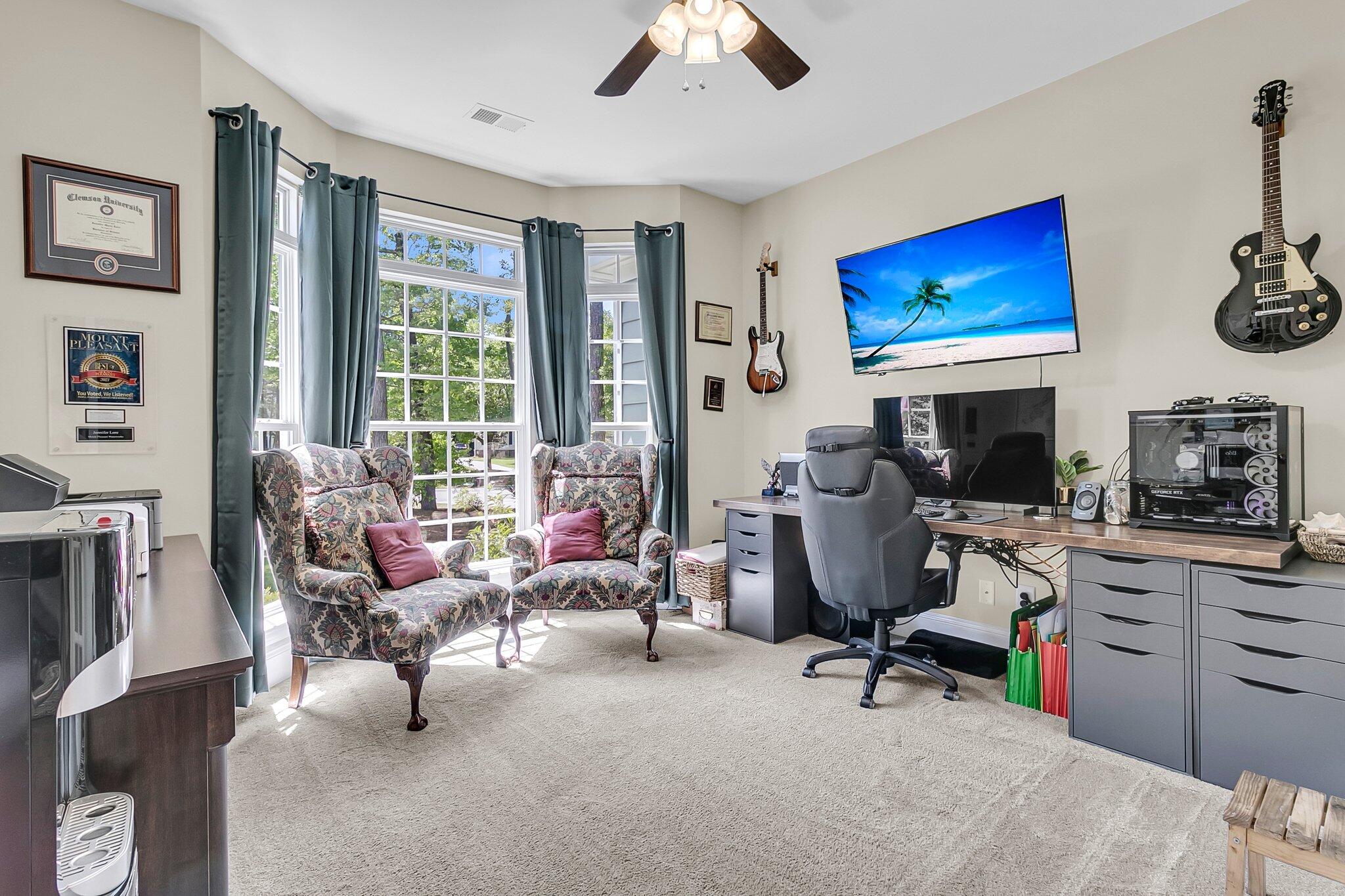 1828 S James Gregarie Road