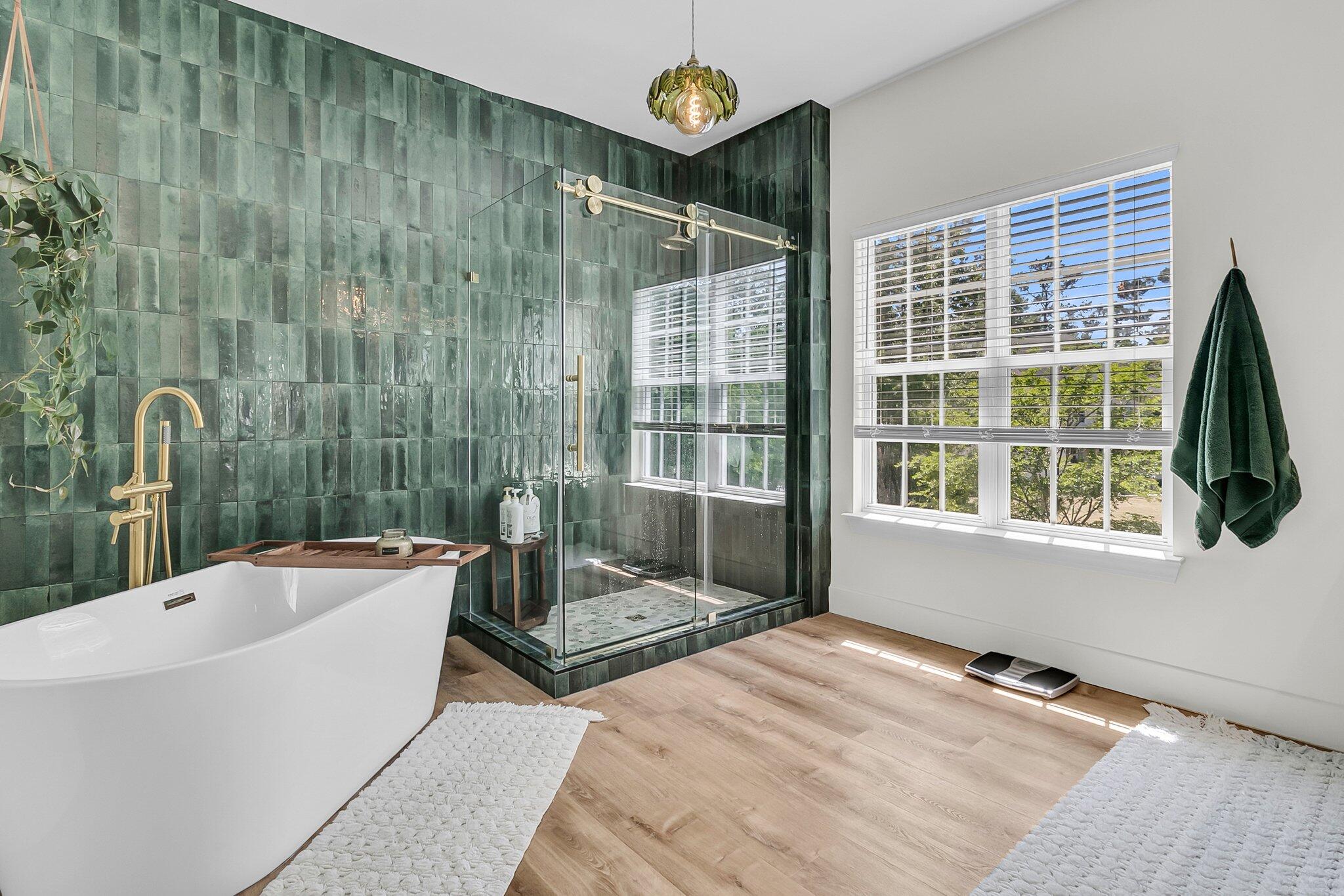 1828 S James Gregarie Road