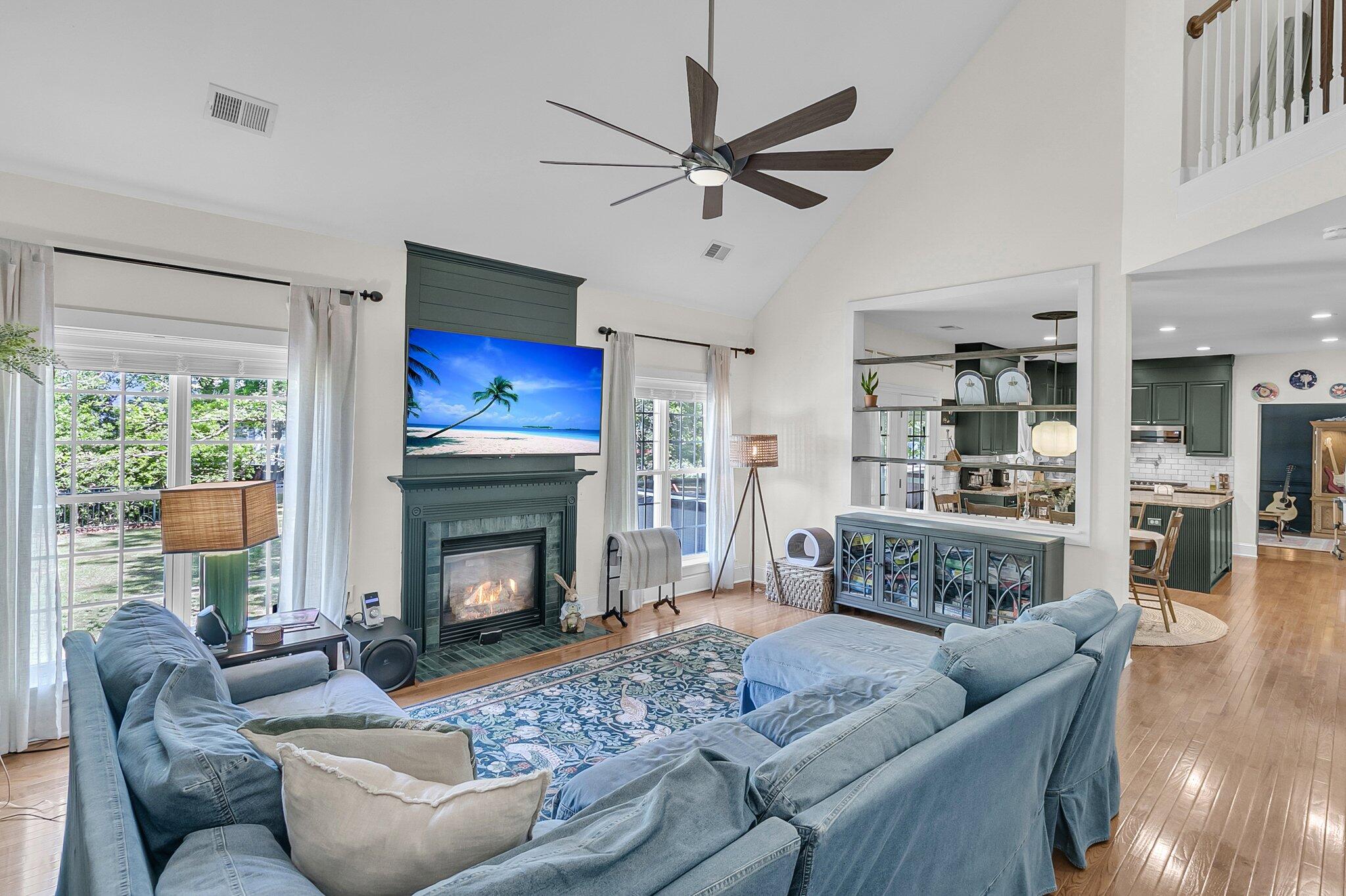 1828 S James Gregarie Road