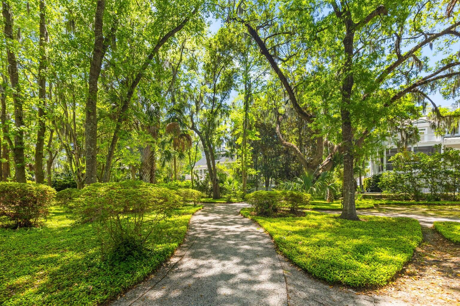 1828 S James Gregarie Road