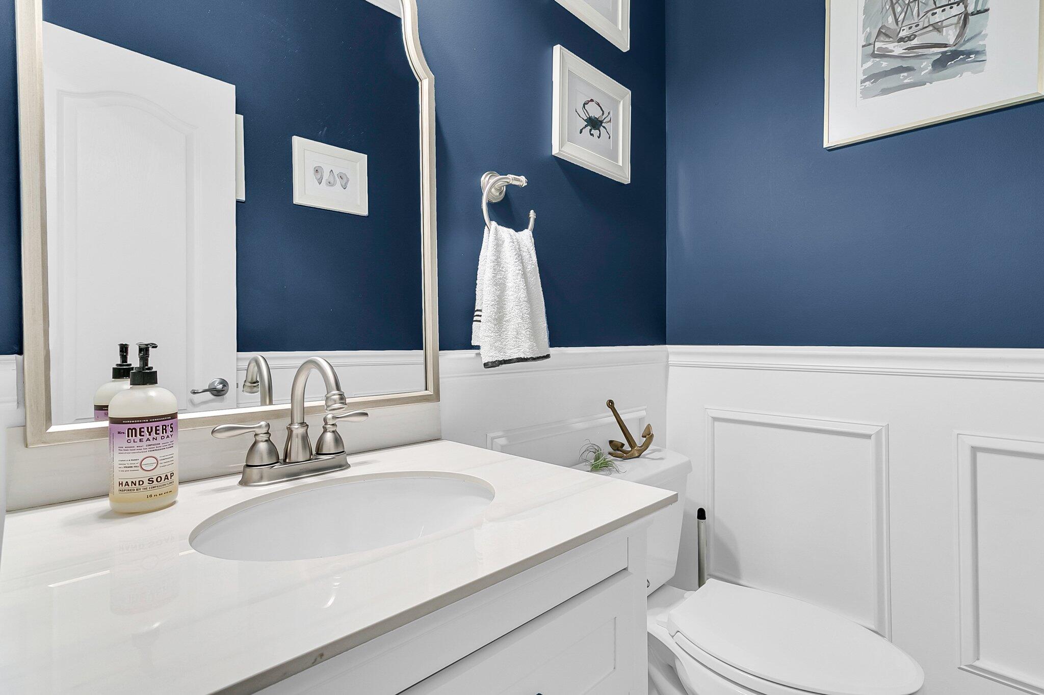 1828 S James Gregarie Road