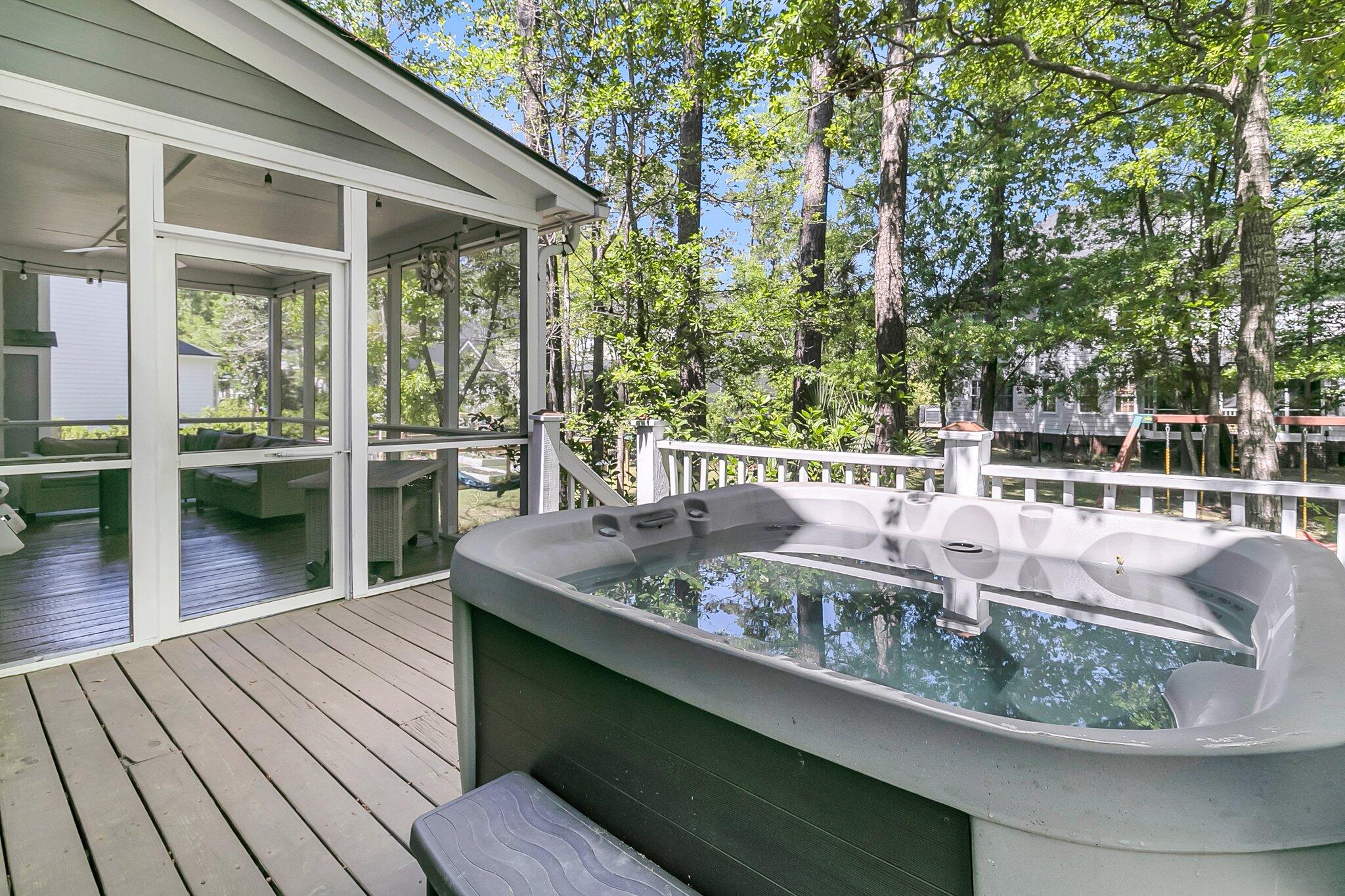 1828 S James Gregarie Road