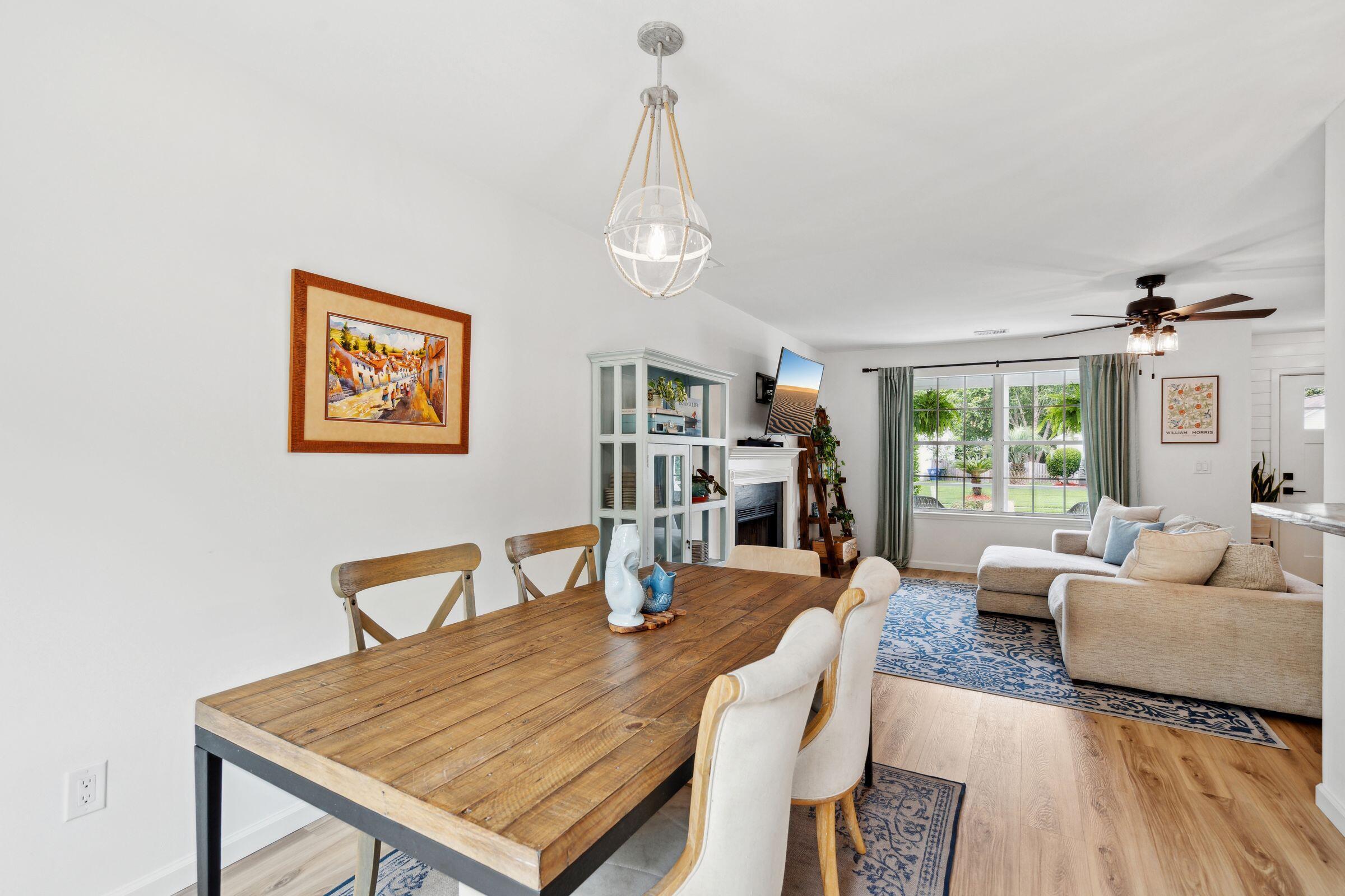 1077 Farmington Road