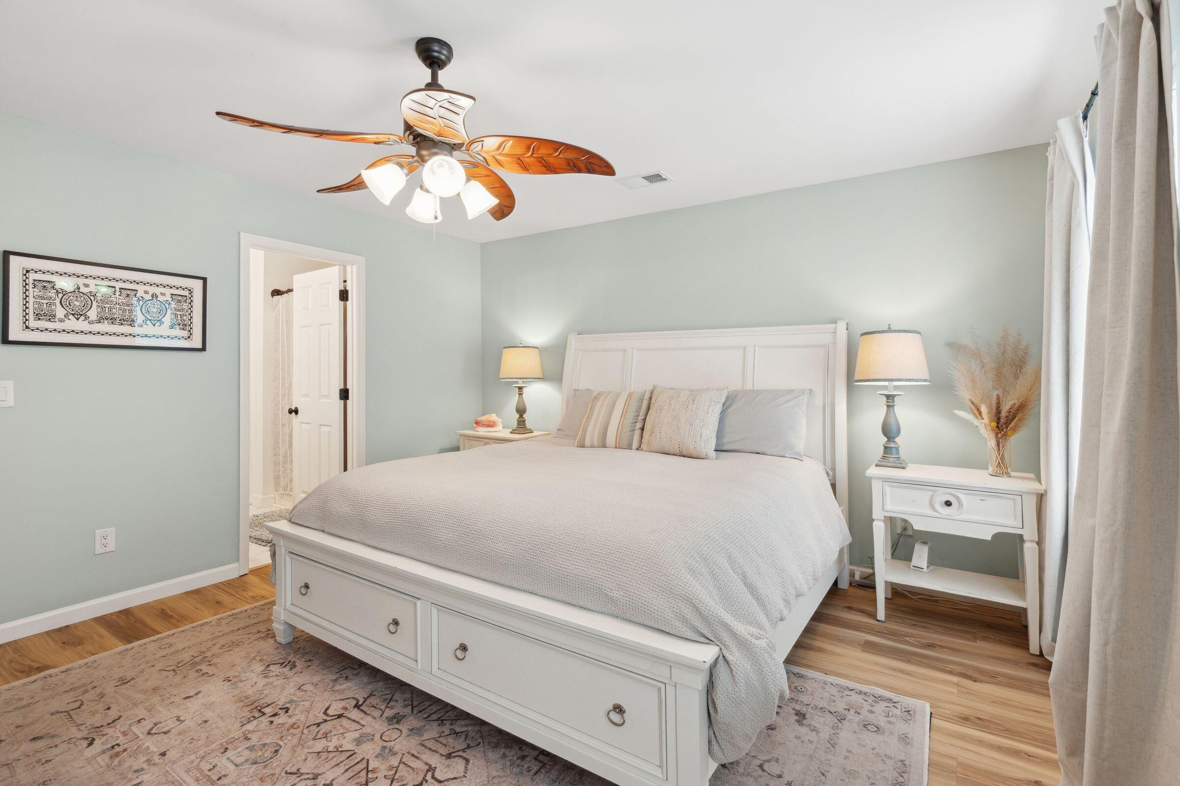 1077 Farmington Road