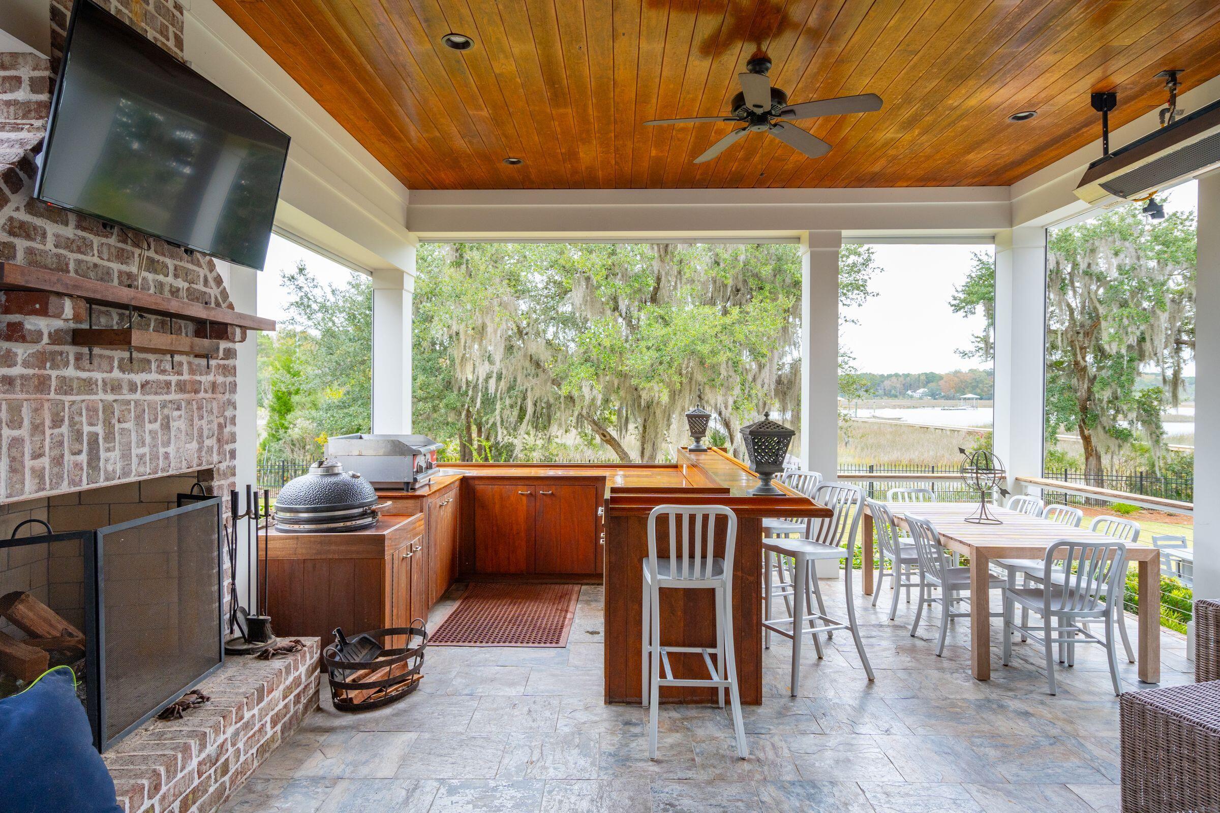 4215 Ten Shillings Way