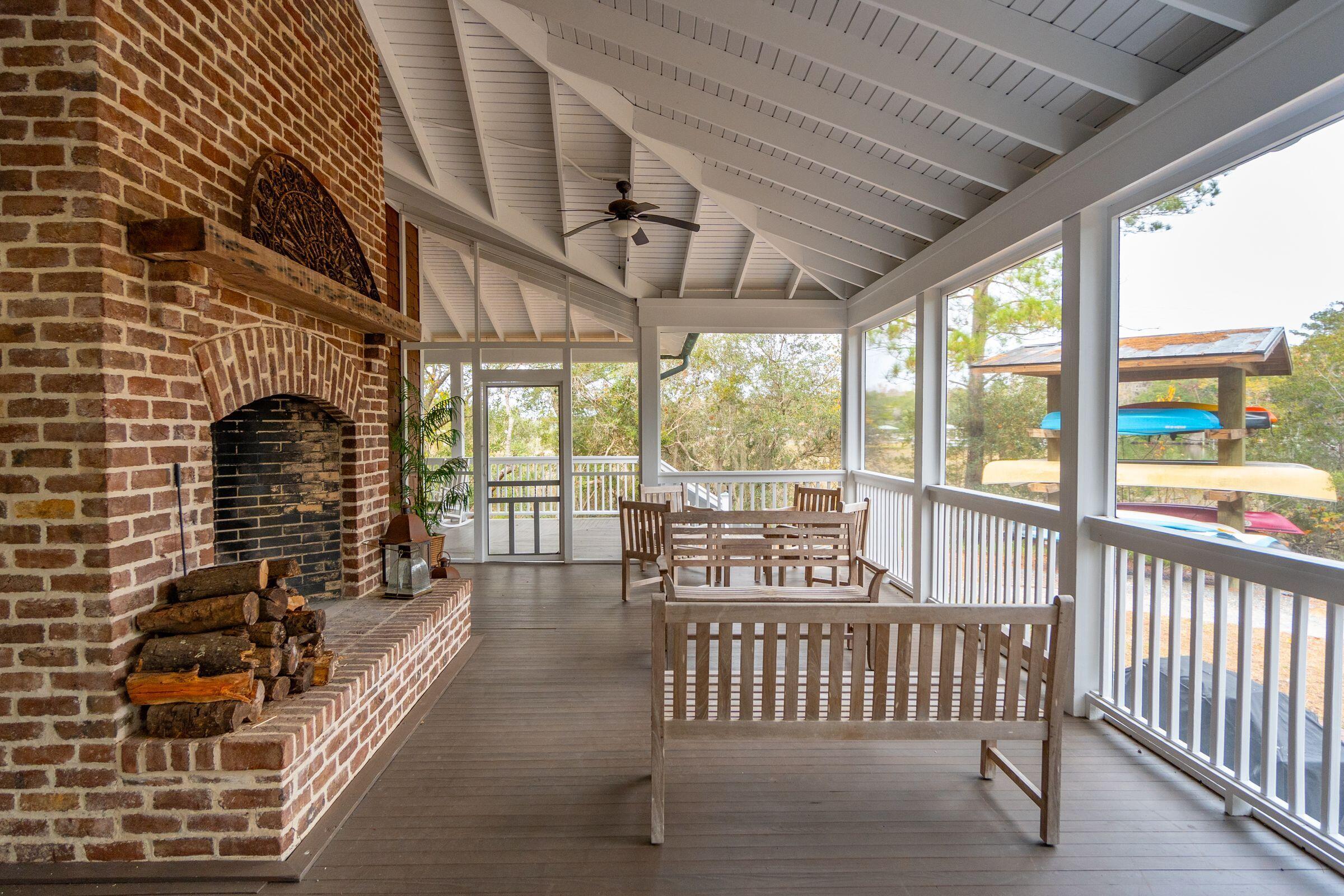 4215 Ten Shillings Way