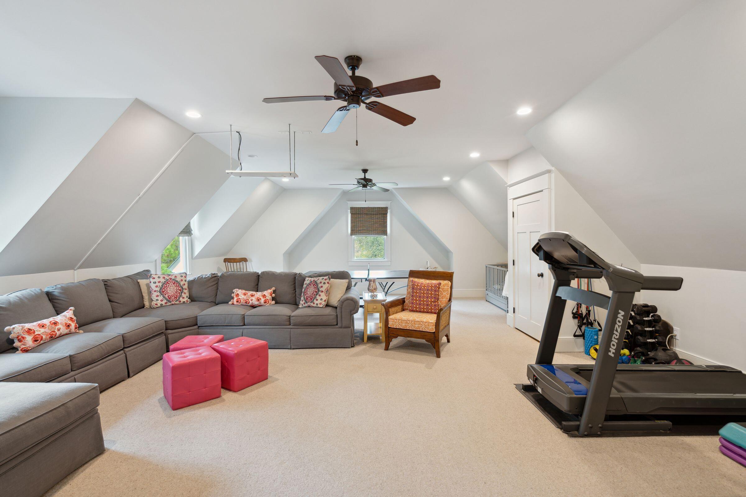 4215 Ten Shillings Way