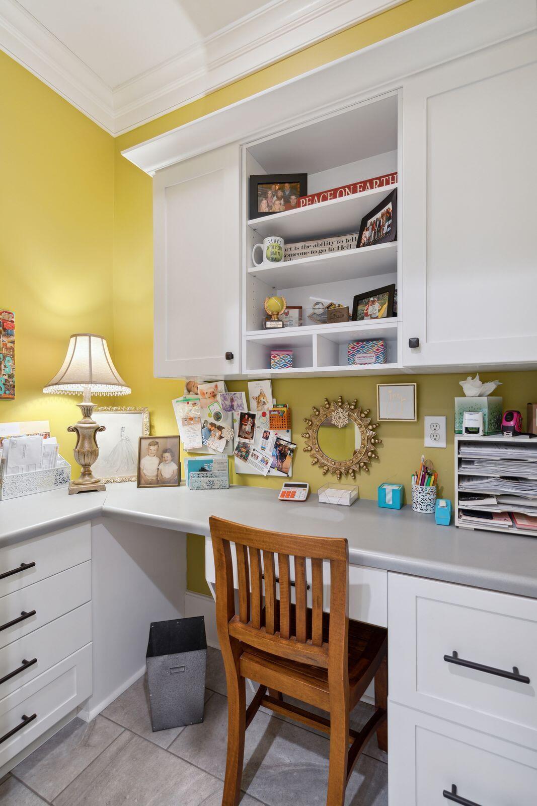 4215 Ten Shillings Way