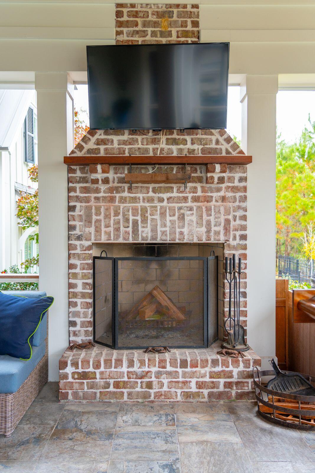 4215 Ten Shillings Way