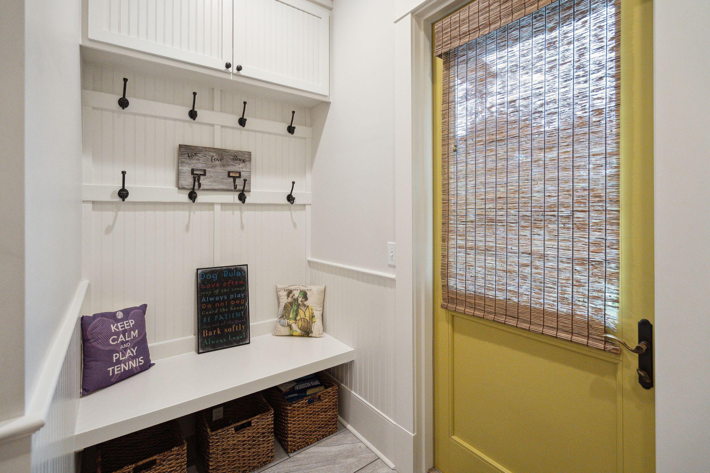 4215 Ten Shillings Way