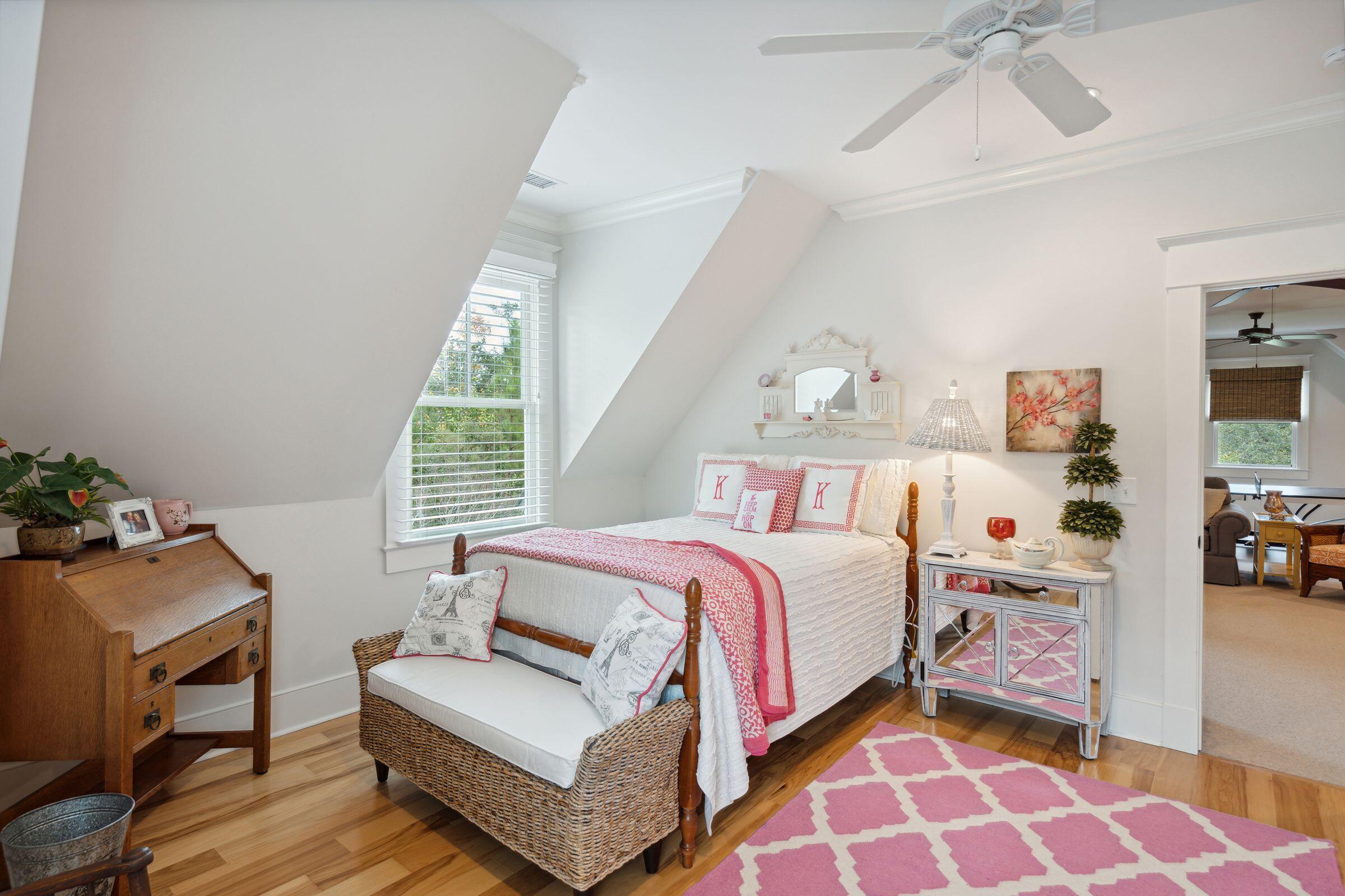 4215 Ten Shillings Way