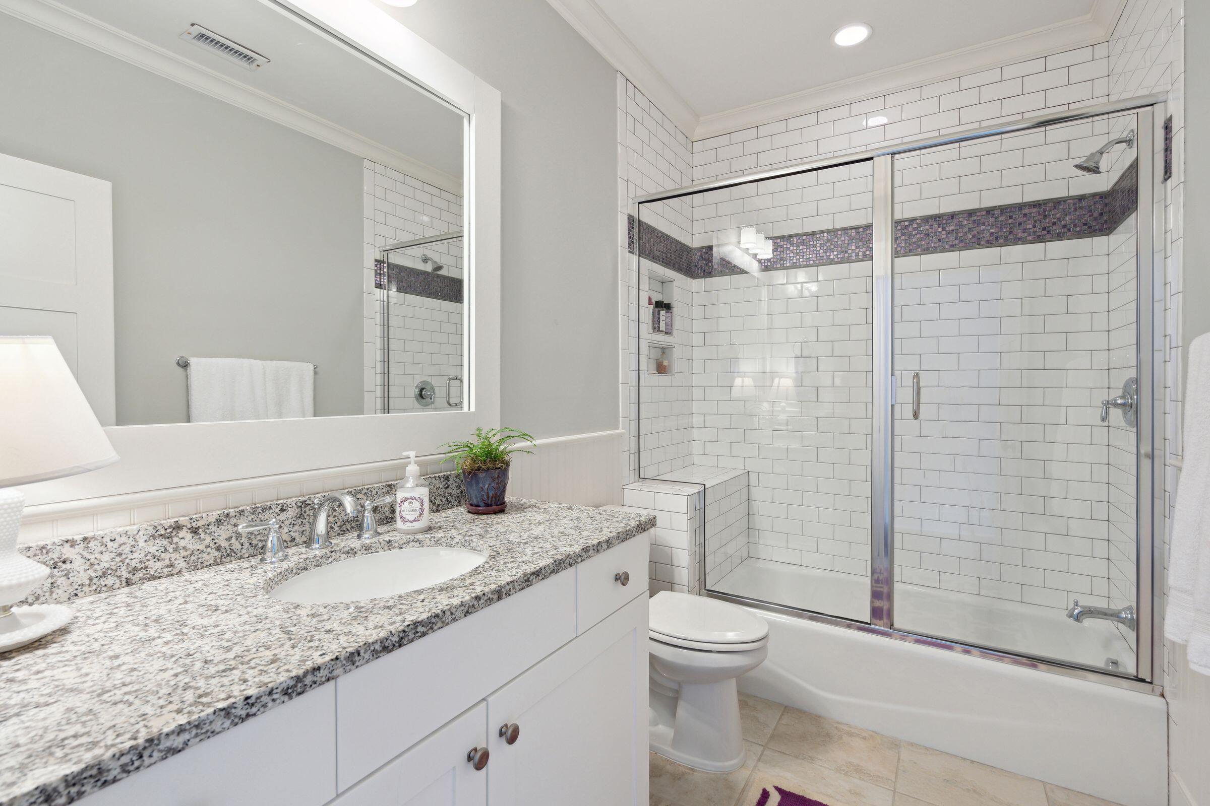 4215 Ten Shillings Way