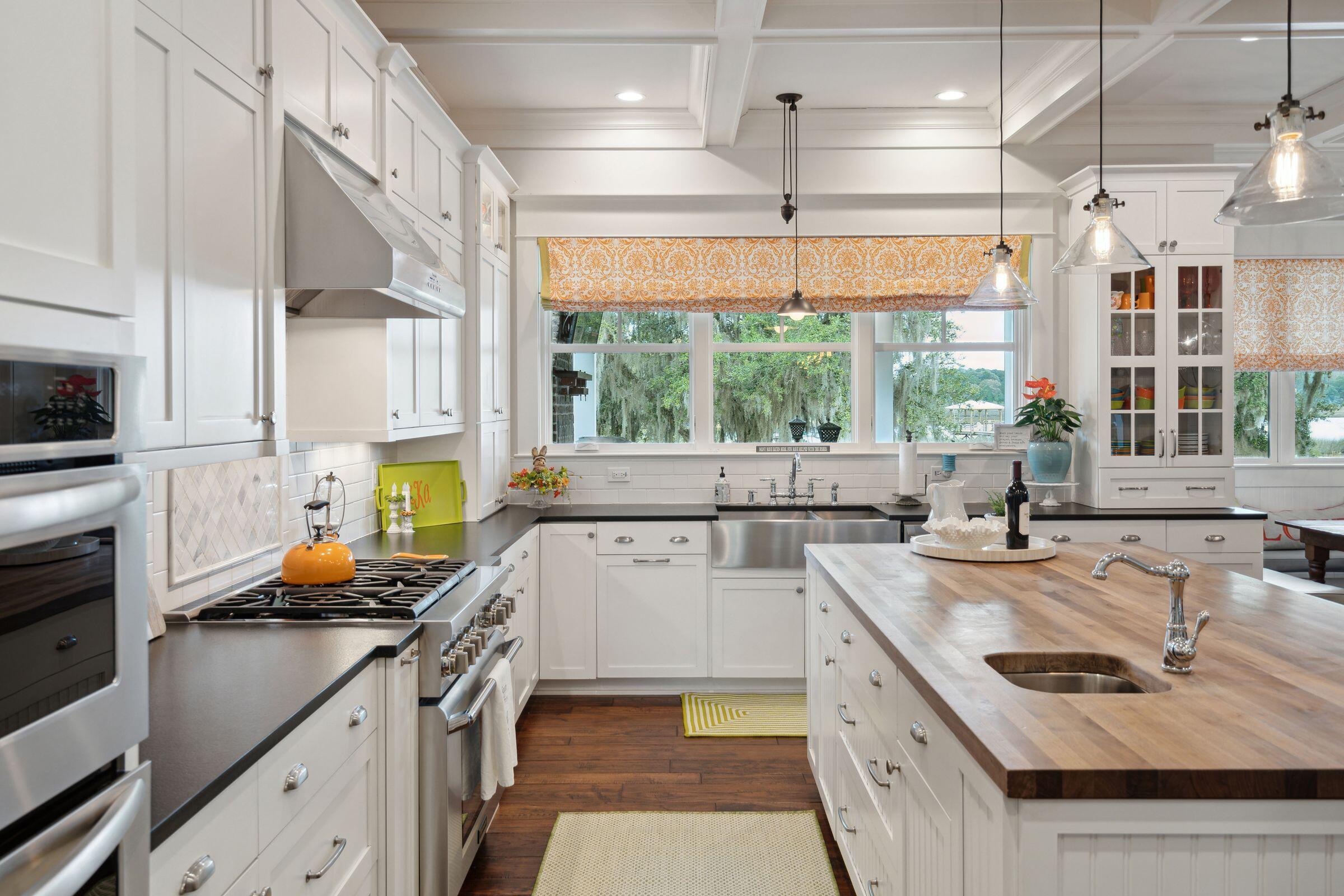 4215 Ten Shillings Way