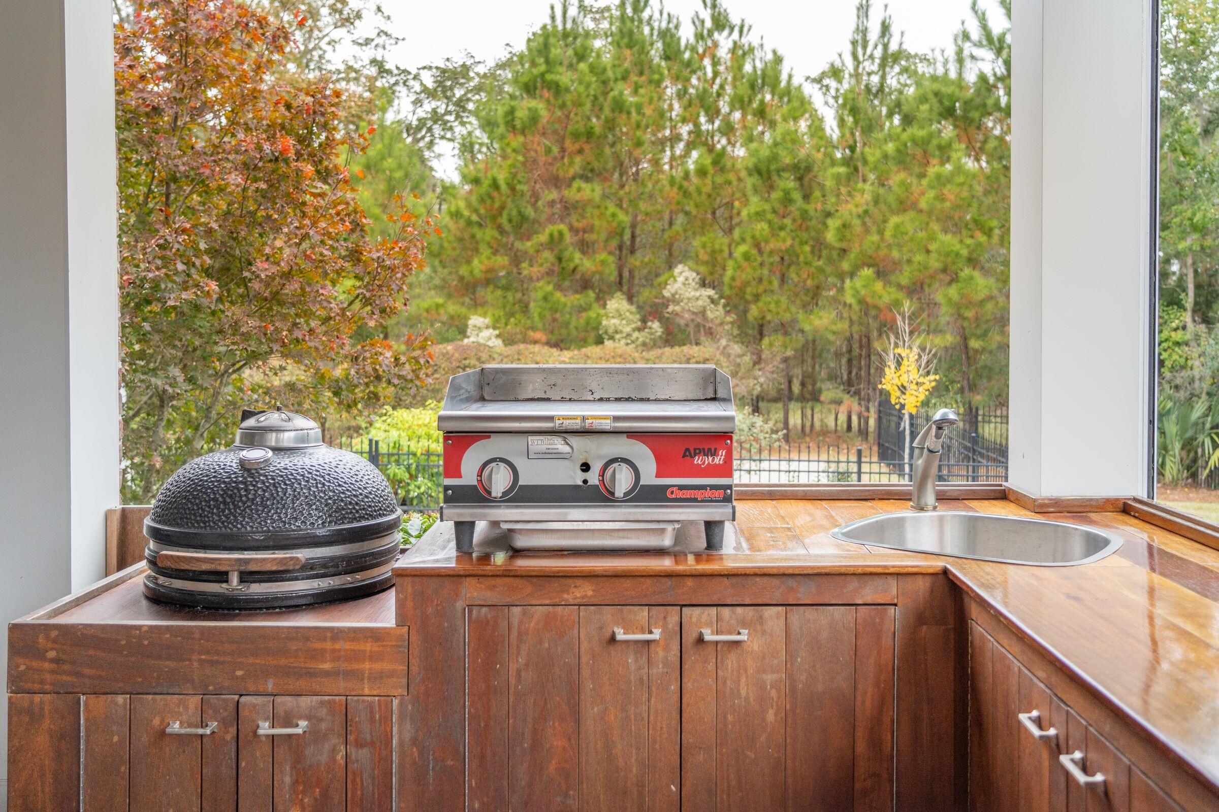 4215 Ten Shillings Way