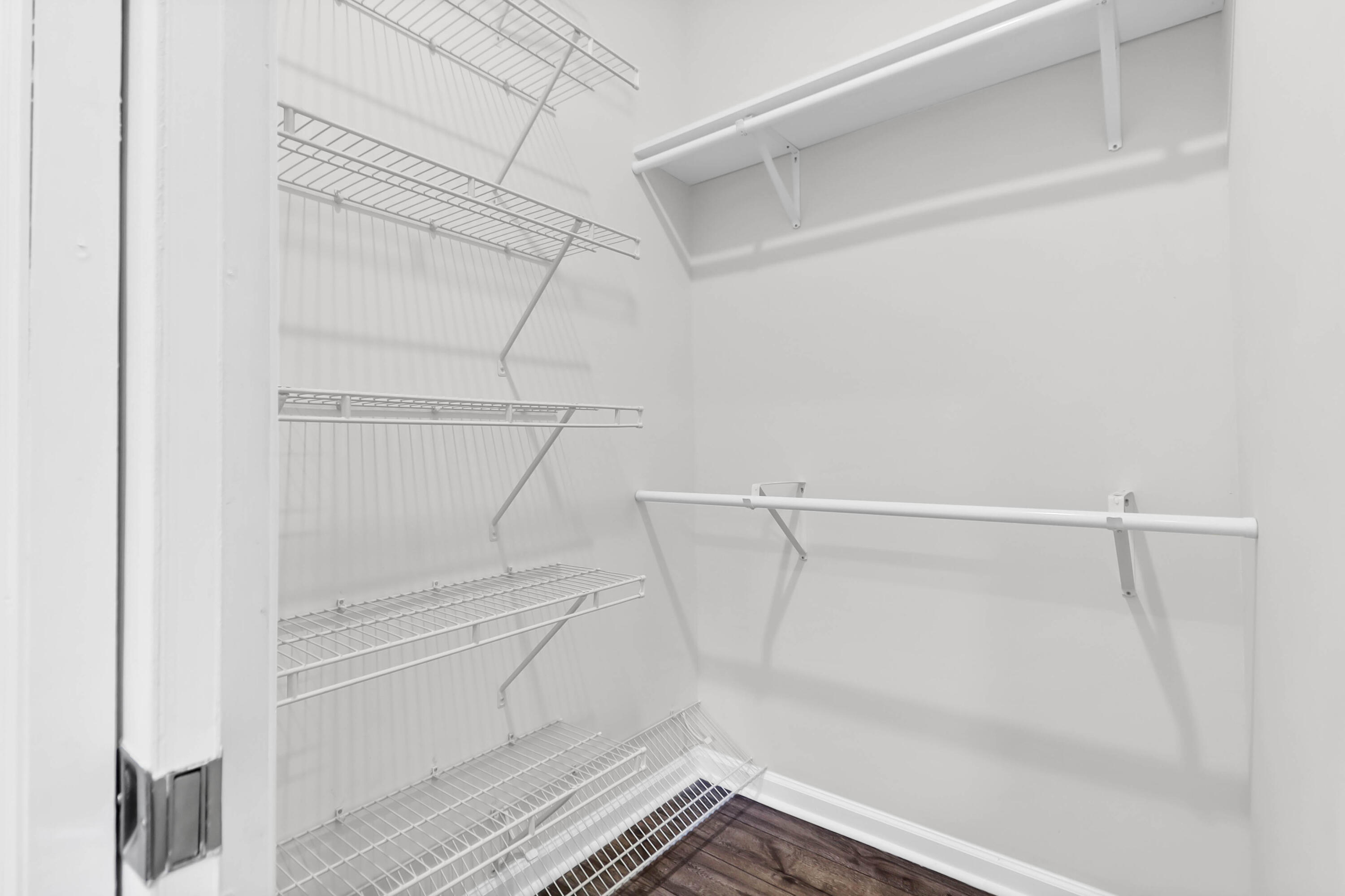 5233 Maybank Highway