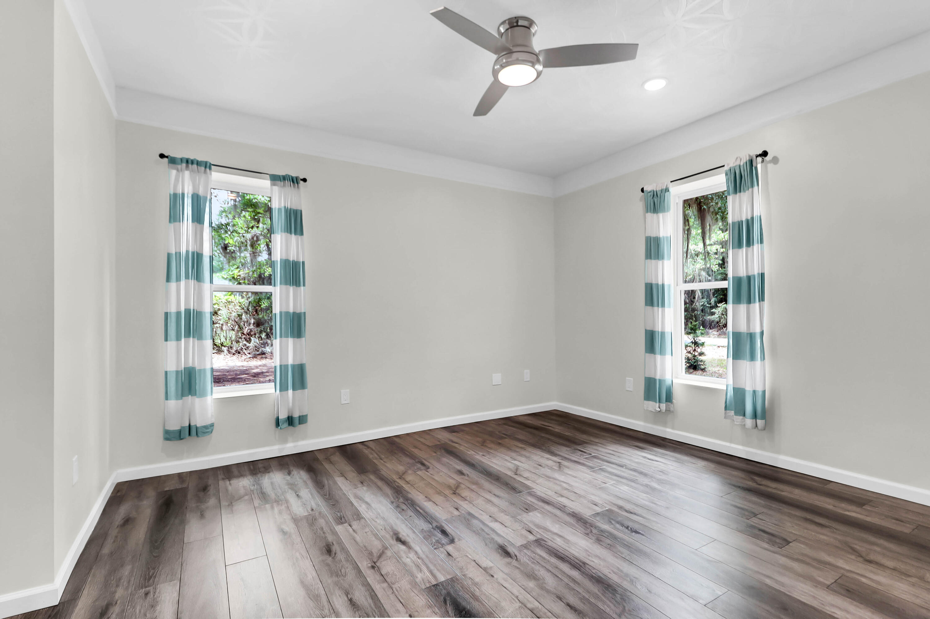 5233 Maybank Highway