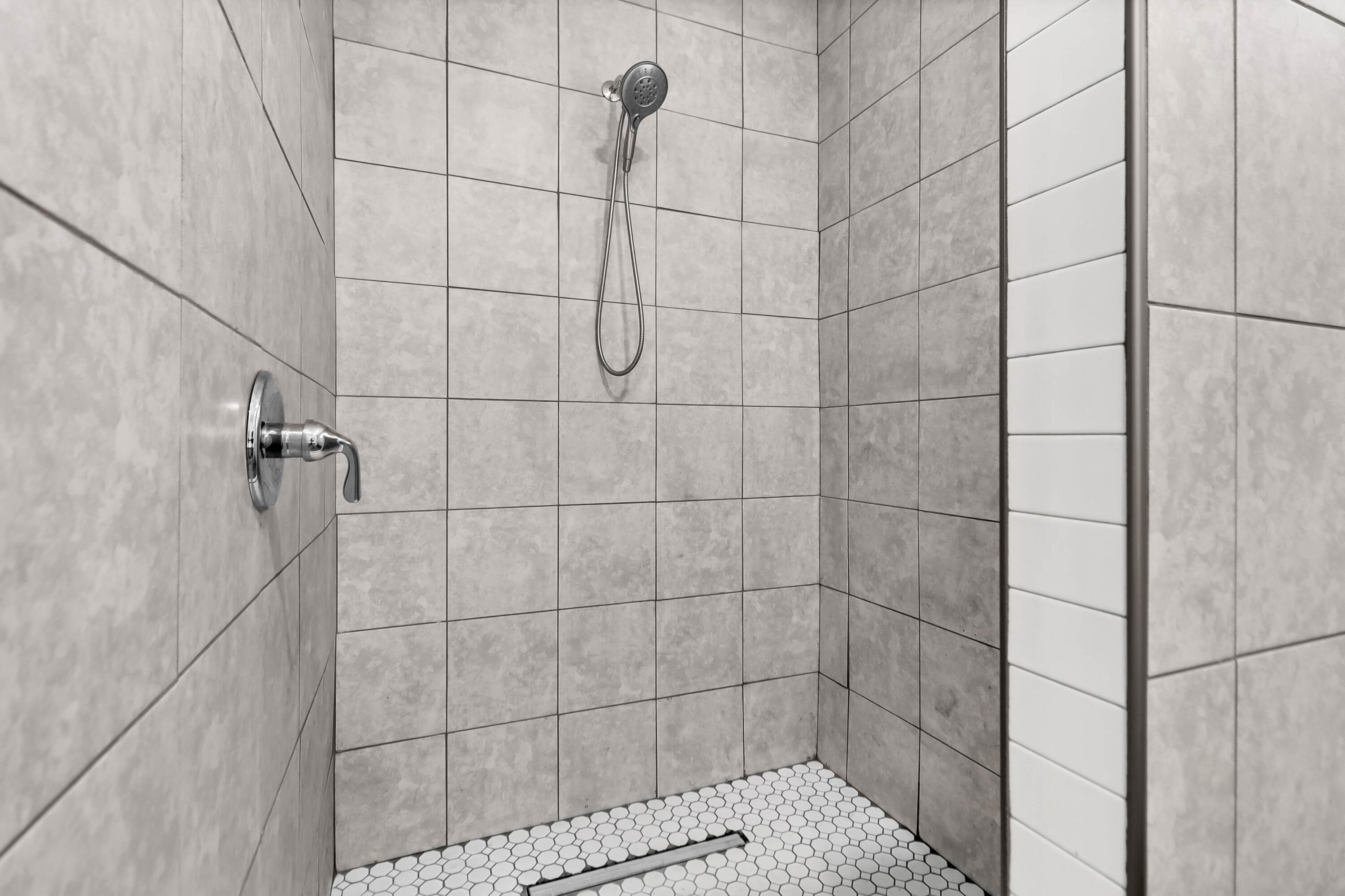 5233 Maybank Highway